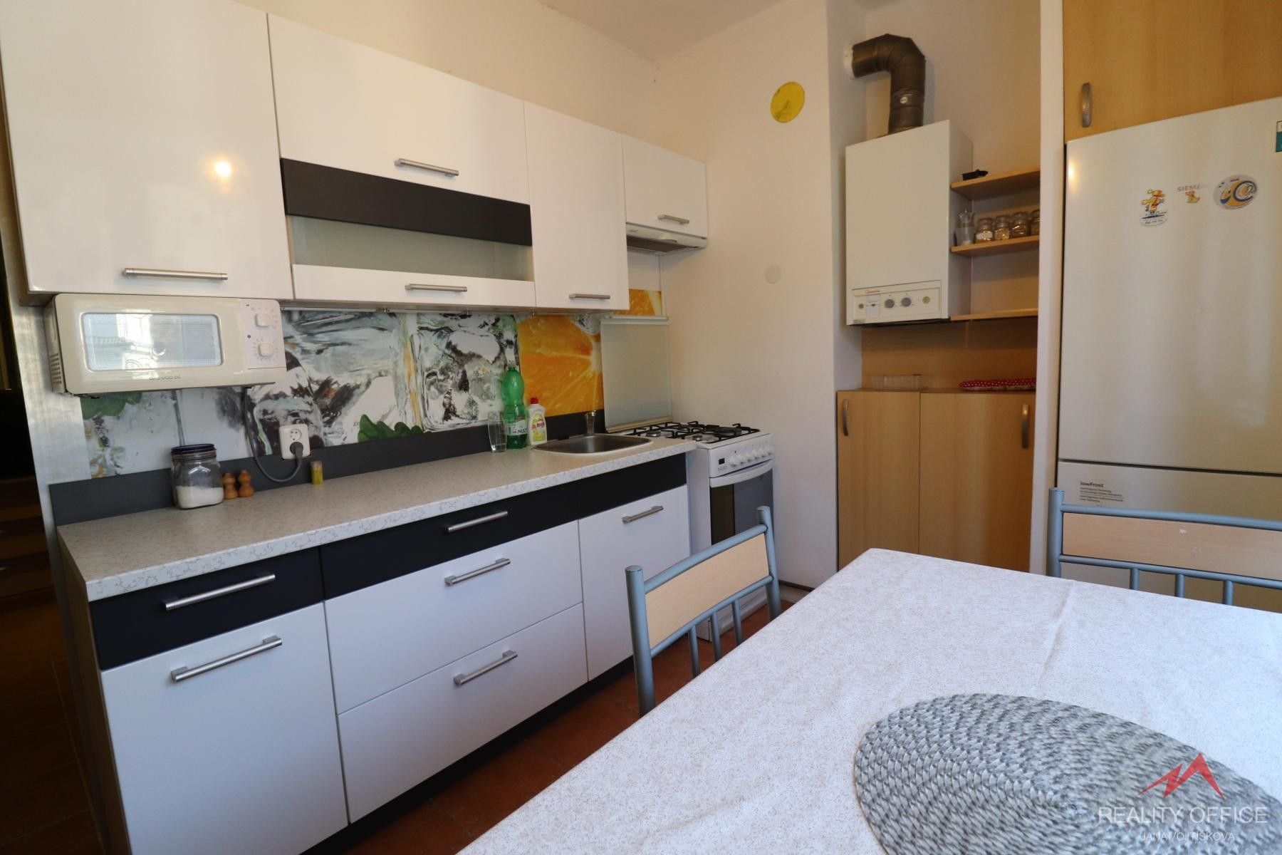 Prodej bytu 3+1 64 m² - foto 2