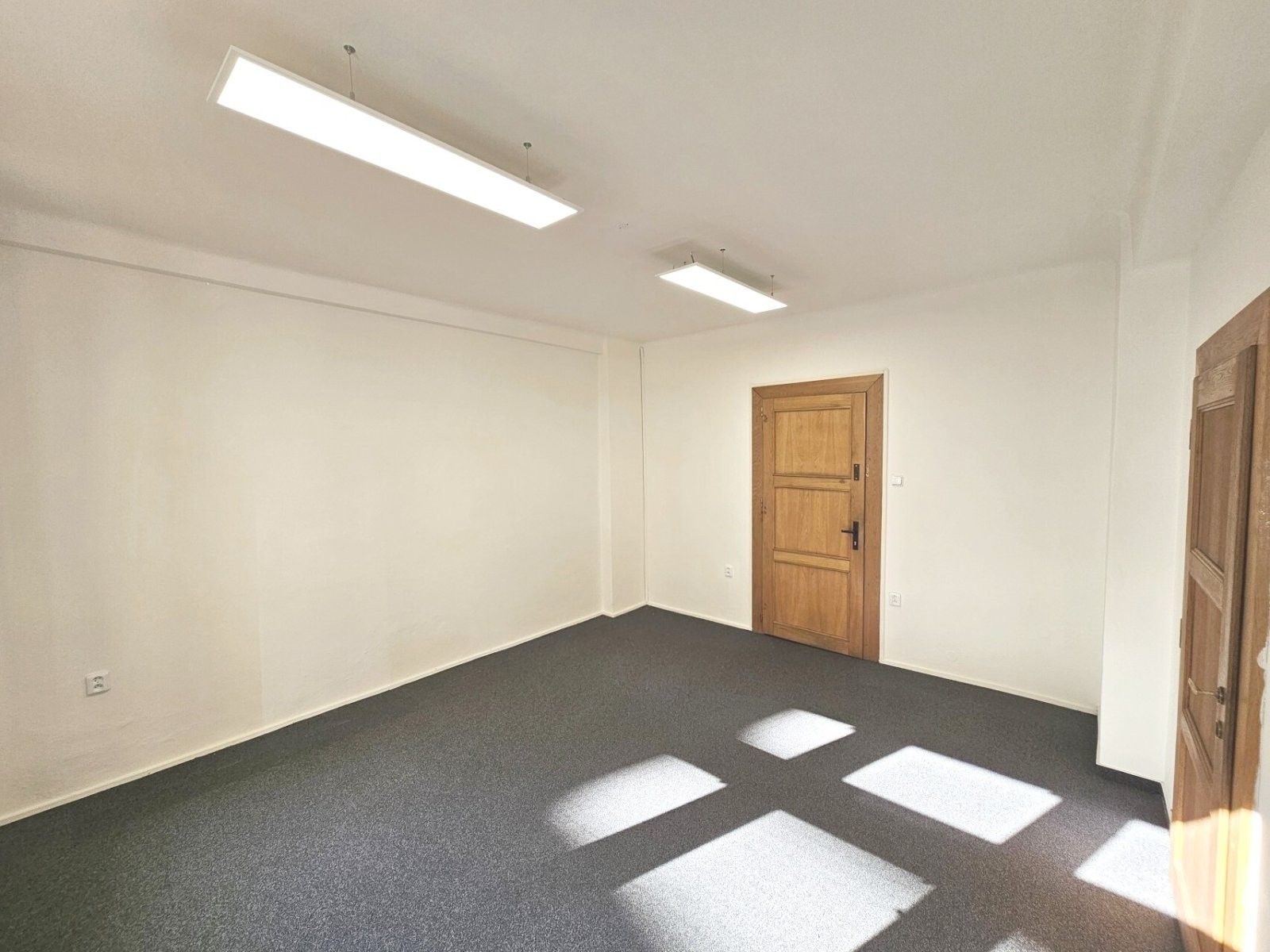Pronájem komerčního prostoru 20 m² - foto 3