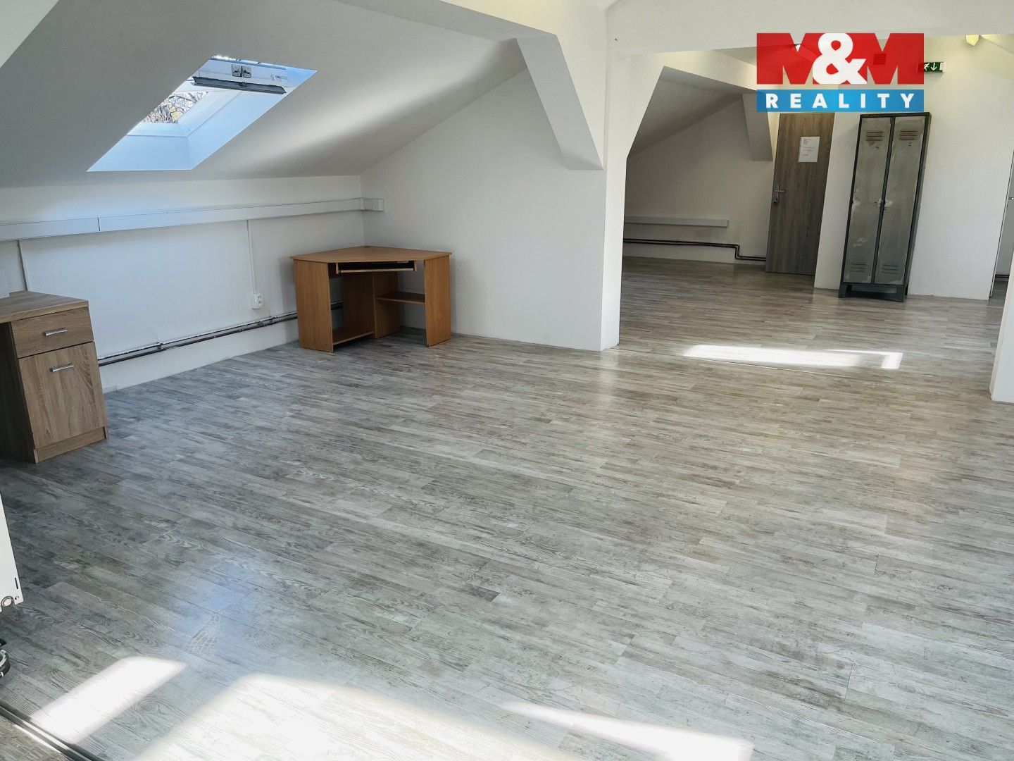 Pronájem komerčního prostoru 101 m² - foto 2