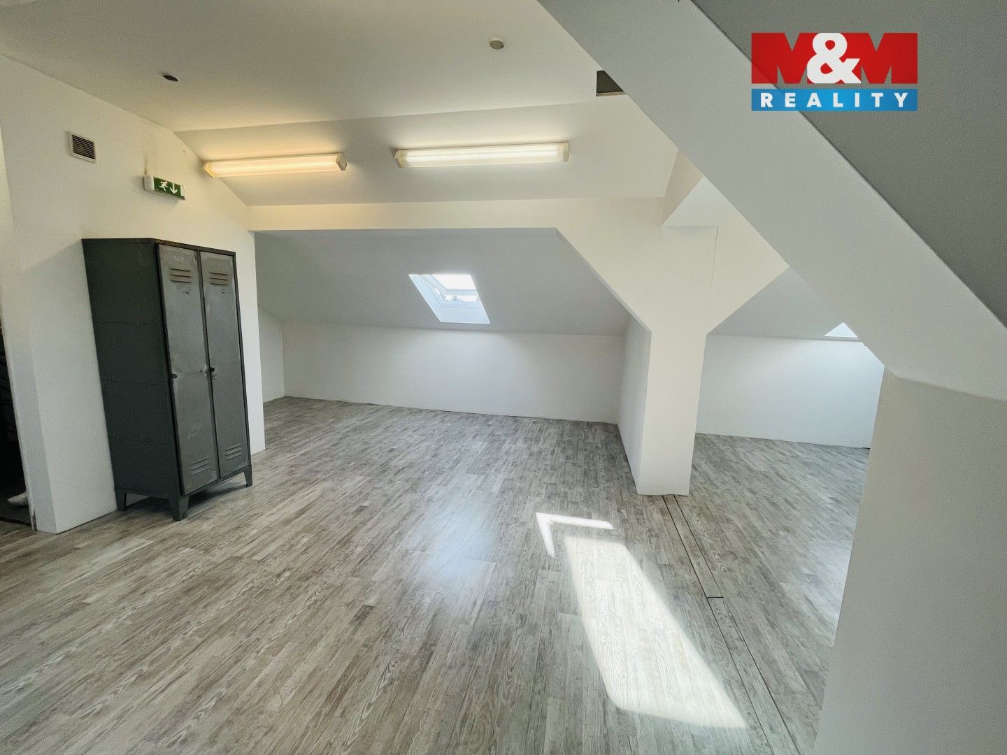 Pronájem komerčního prostoru 101 m² - foto 4