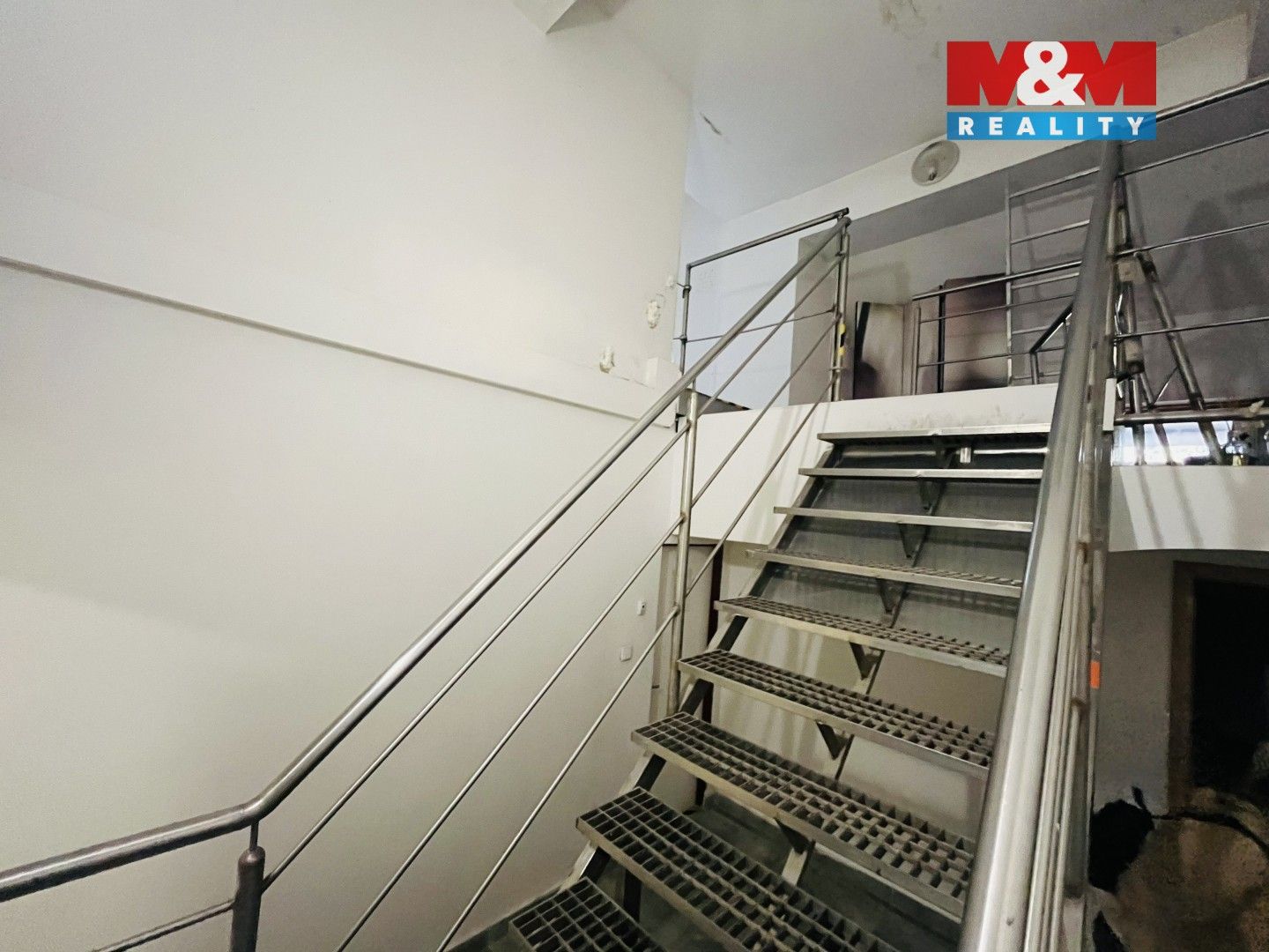 Pronájem komerčního prostoru 101 m² - foto 7