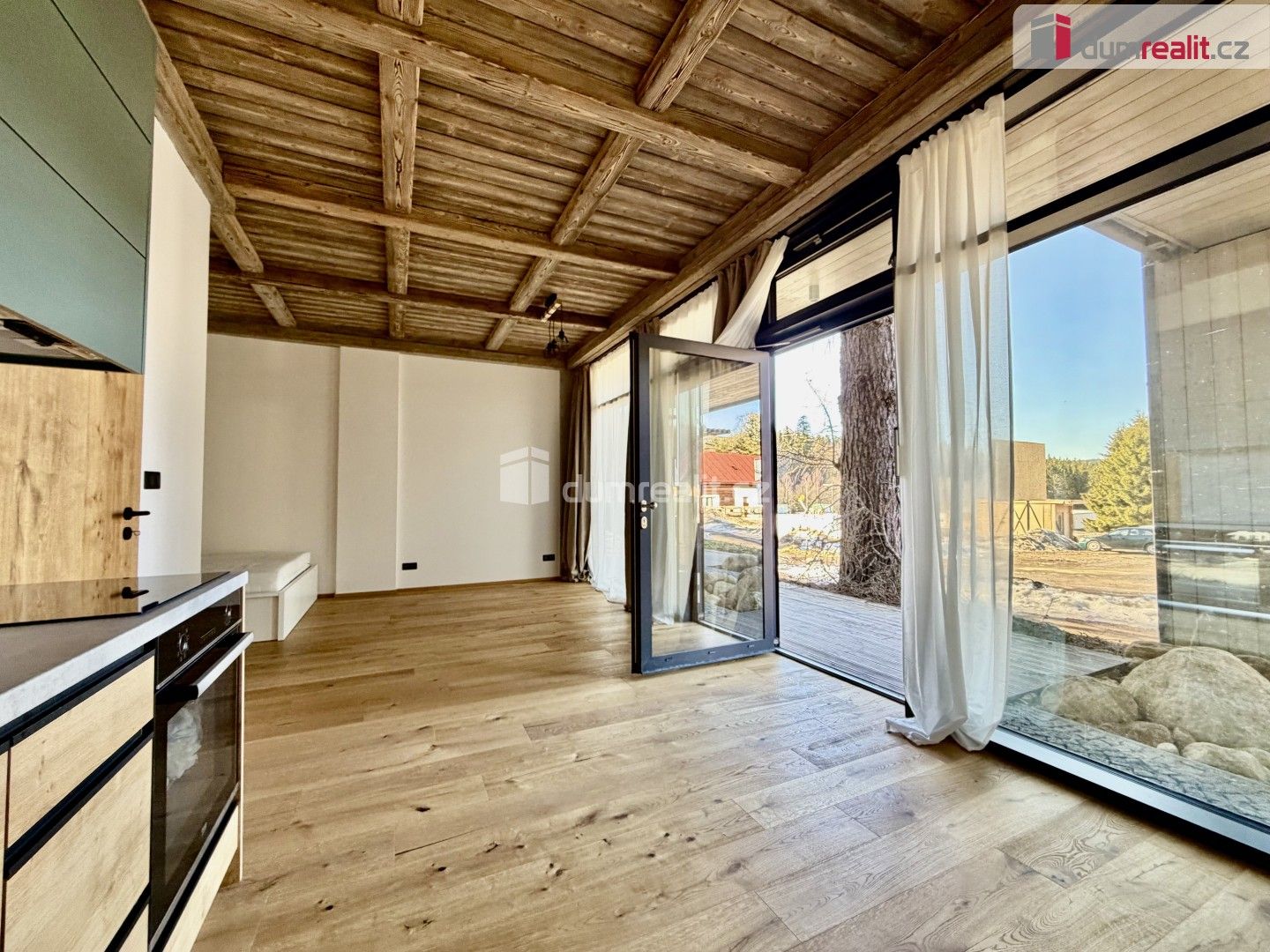 Prodej bytu 1+kk 43 m² - foto 2