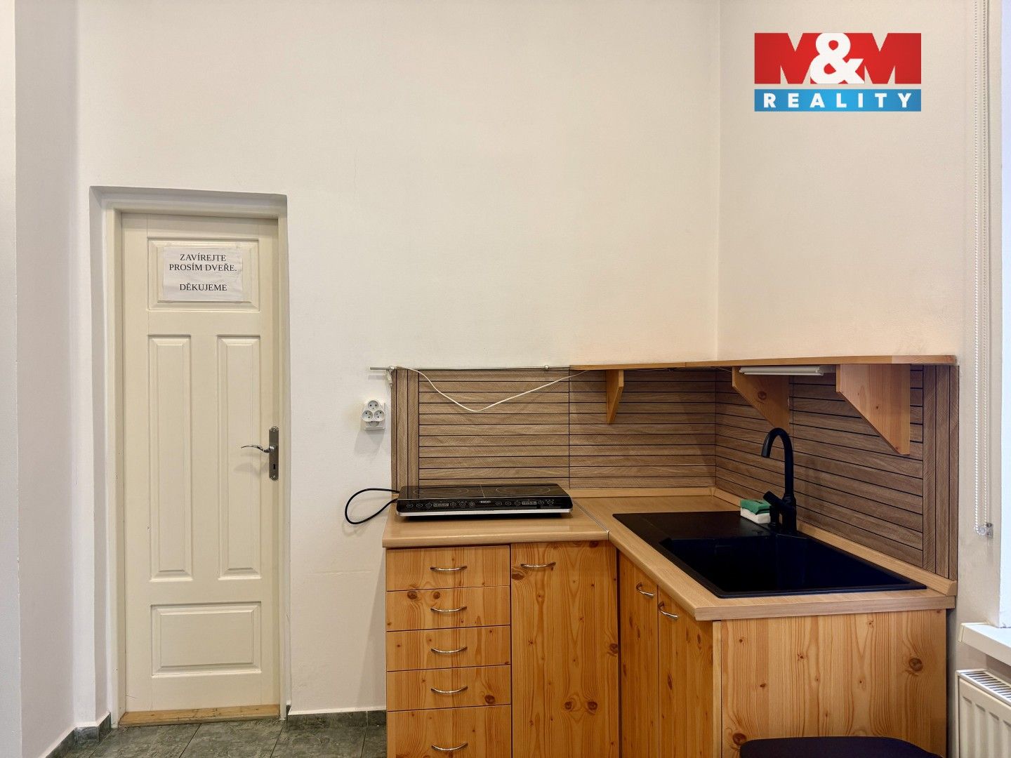 Pronájem komerčního prostoru 120 m² - foto 8