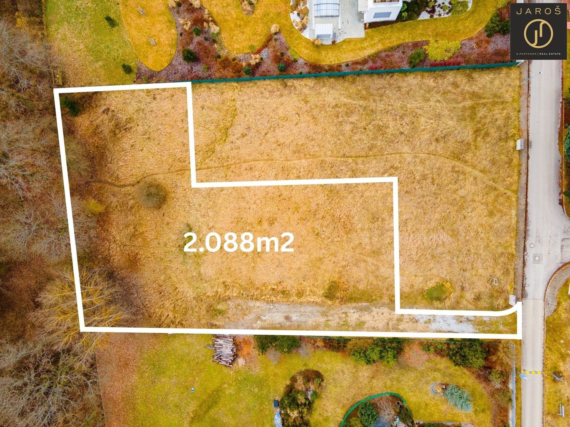 Prodej pozemku 2088 m² - foto 3