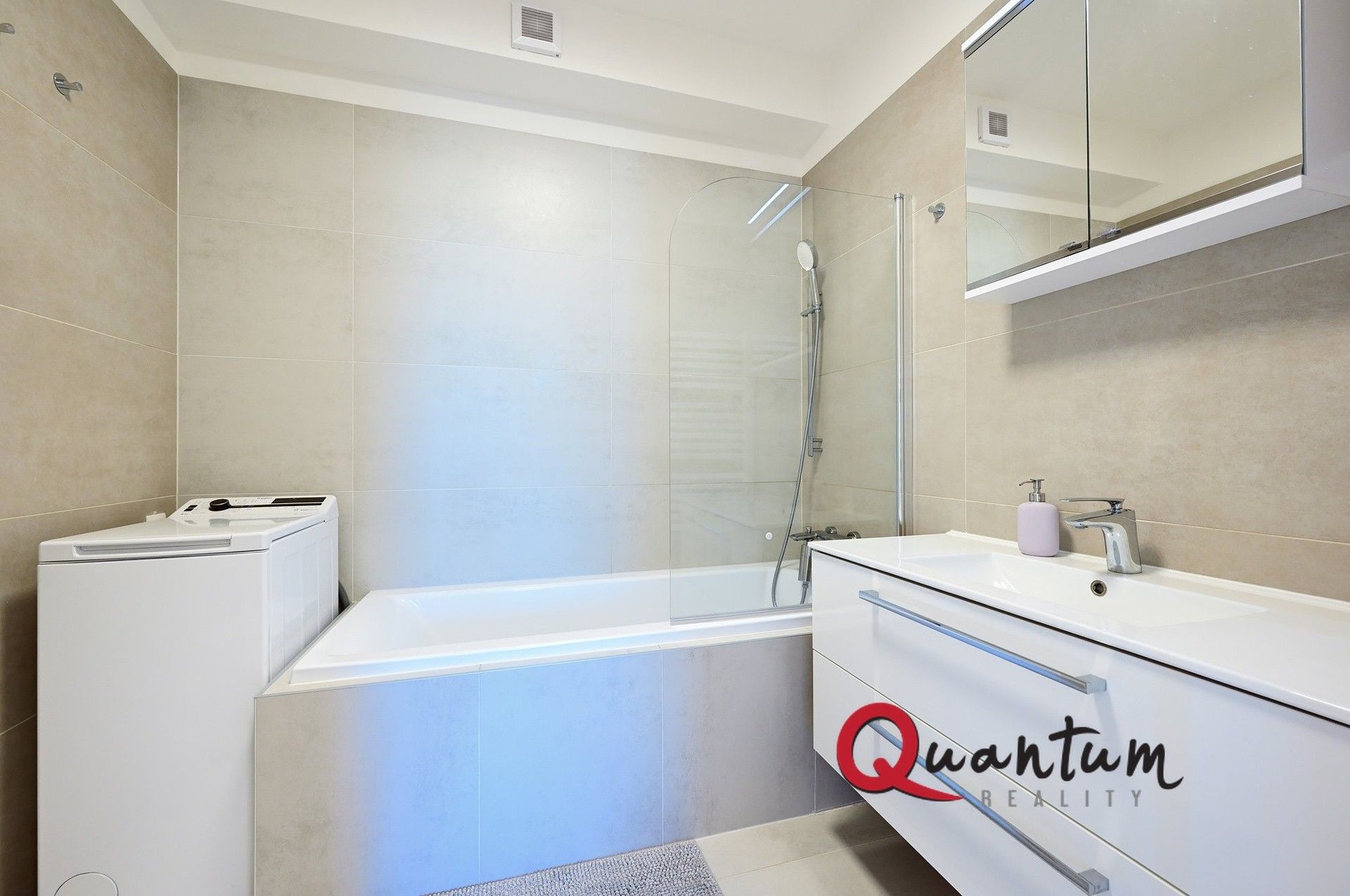 Prodej bytu 3+kk 74 m² - foto 17