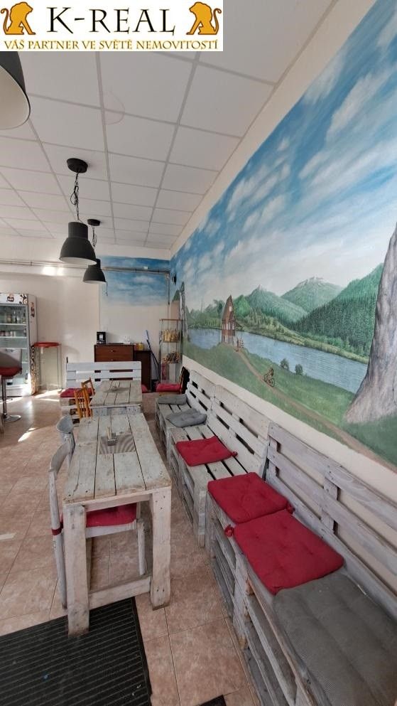 Pronájem komerčního prostoru 77 m² - foto 2
