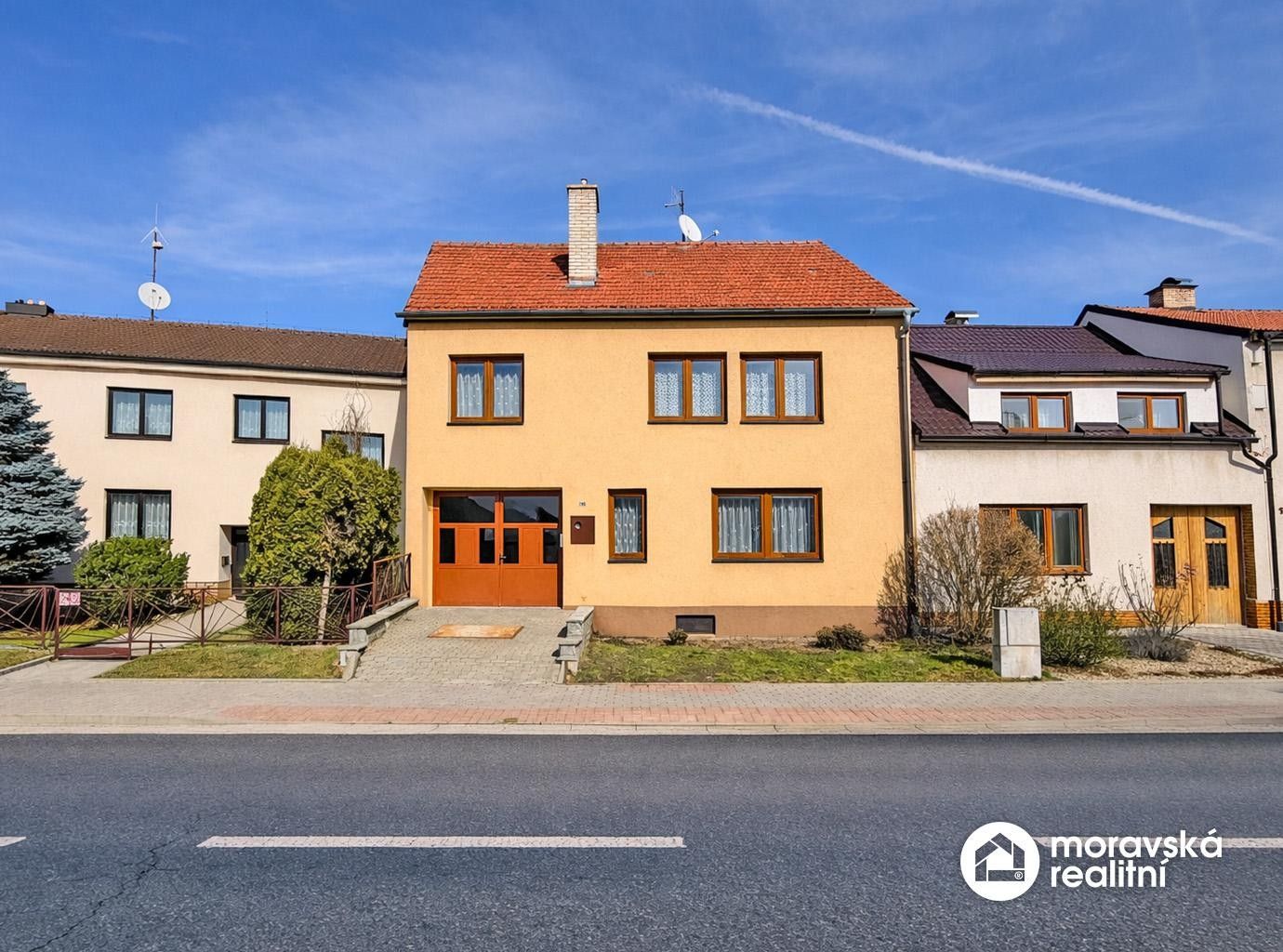 Prodej domu 242 m² - foto 2
