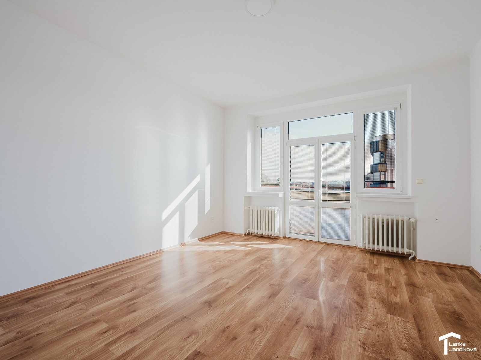 Pronájem bytu 2+1 90 m² - foto 8