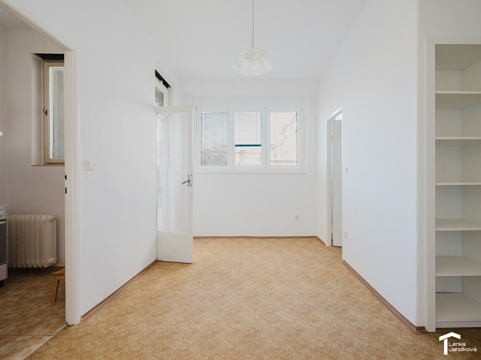 Pronájem bytu 2+1 90 m² - foto 4
