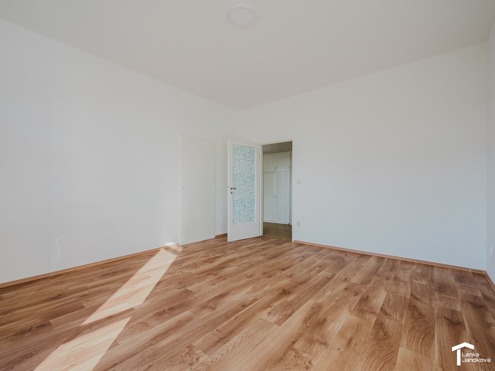 Pronájem bytu 2+1 90 m² - foto 10