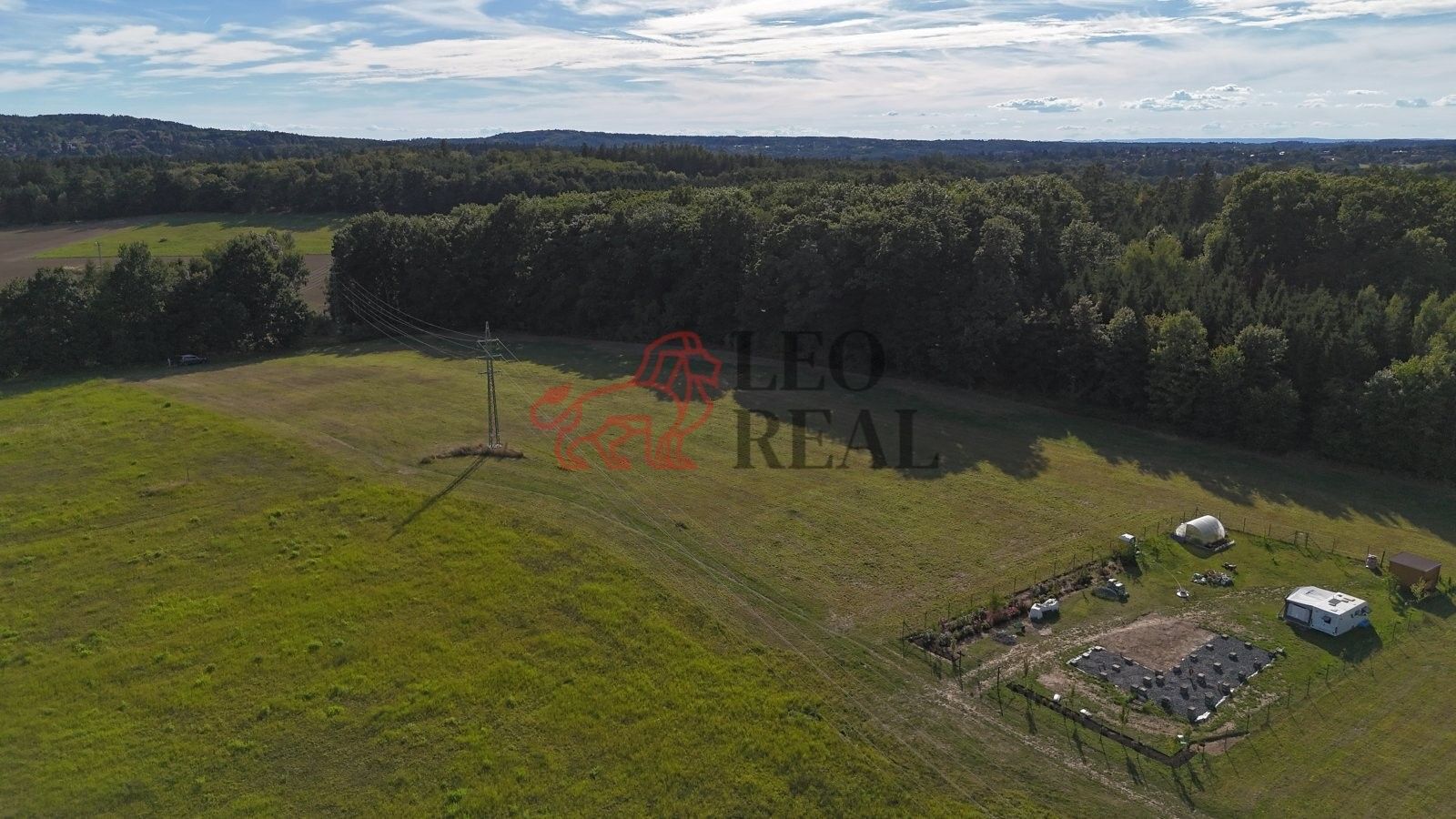 Prodej pozemku 1289 m² - foto 2