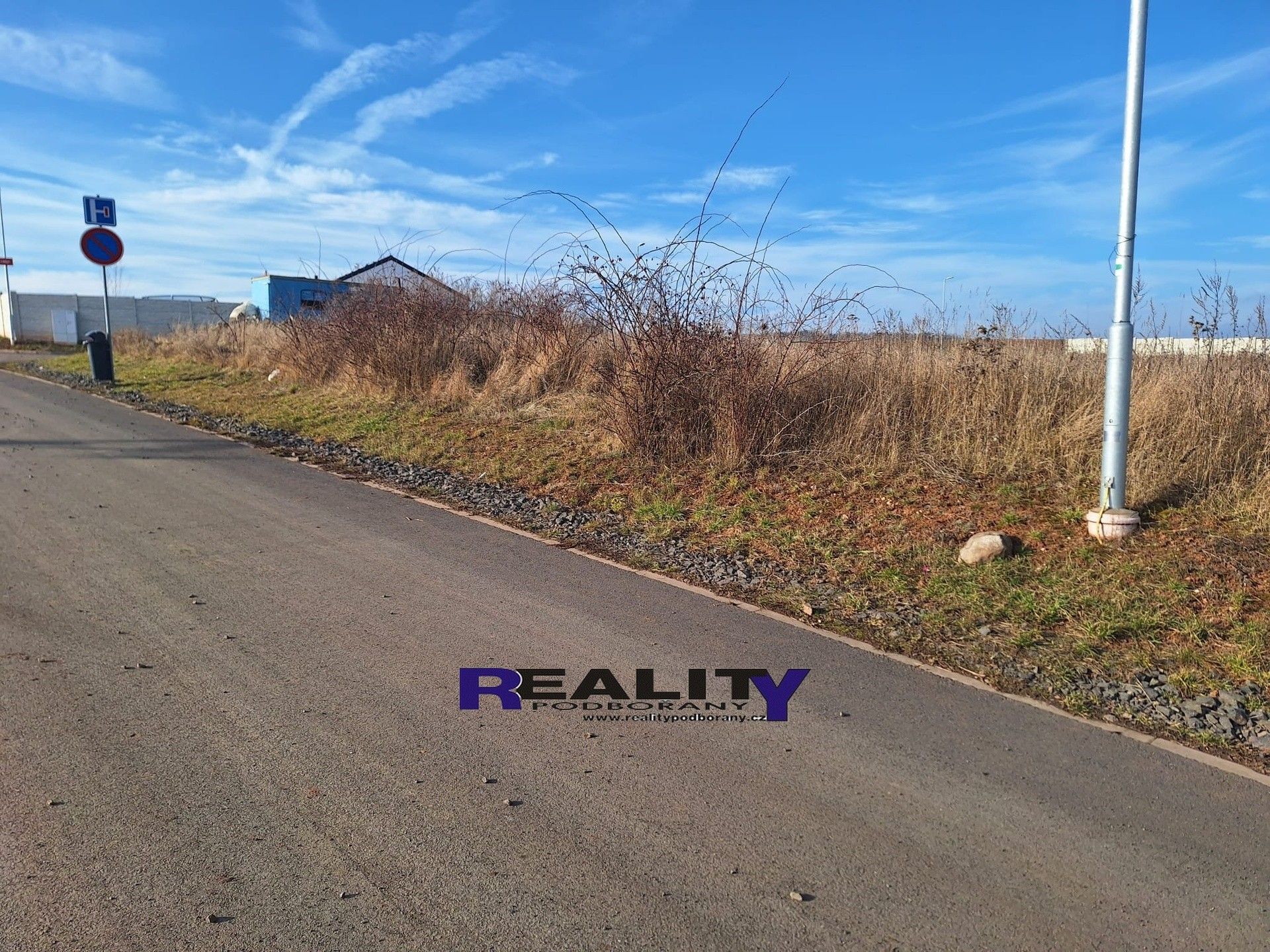 Prodej pozemku 900 m² - foto 12