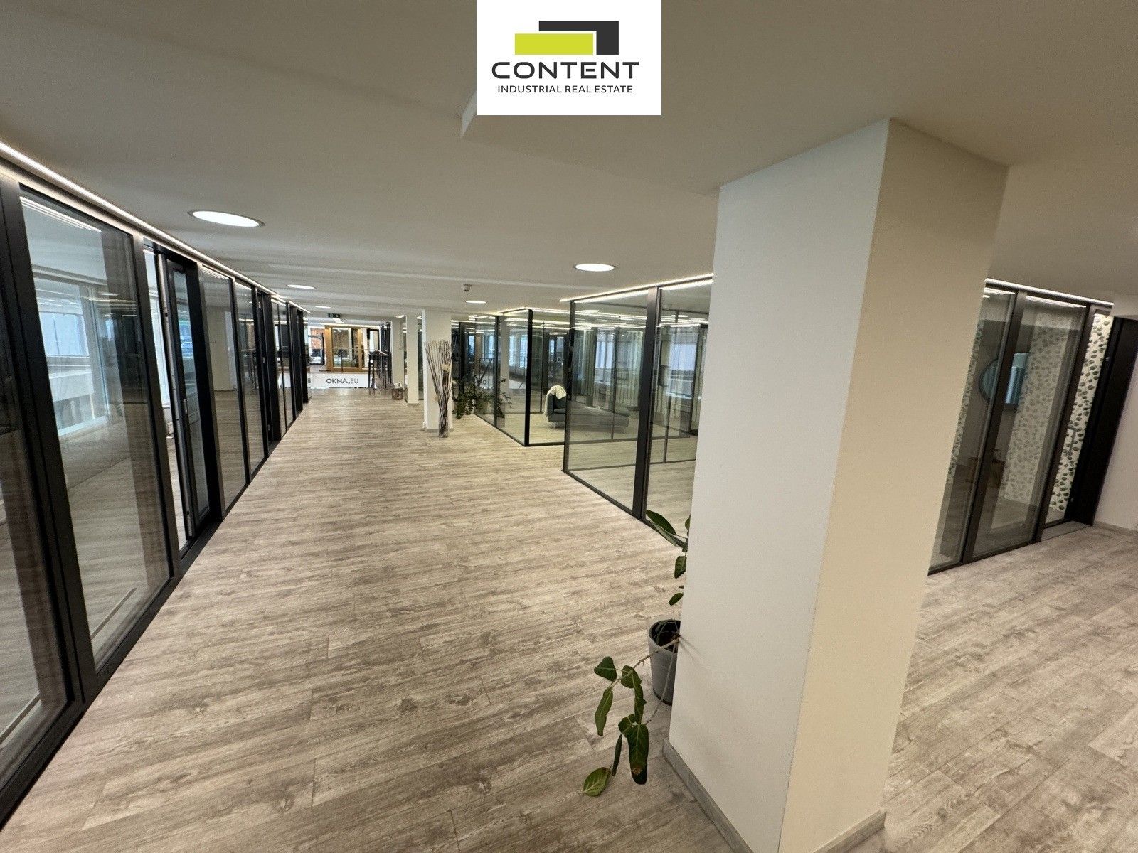 Pronájem komerčního prostoru 1000 m² - foto 10