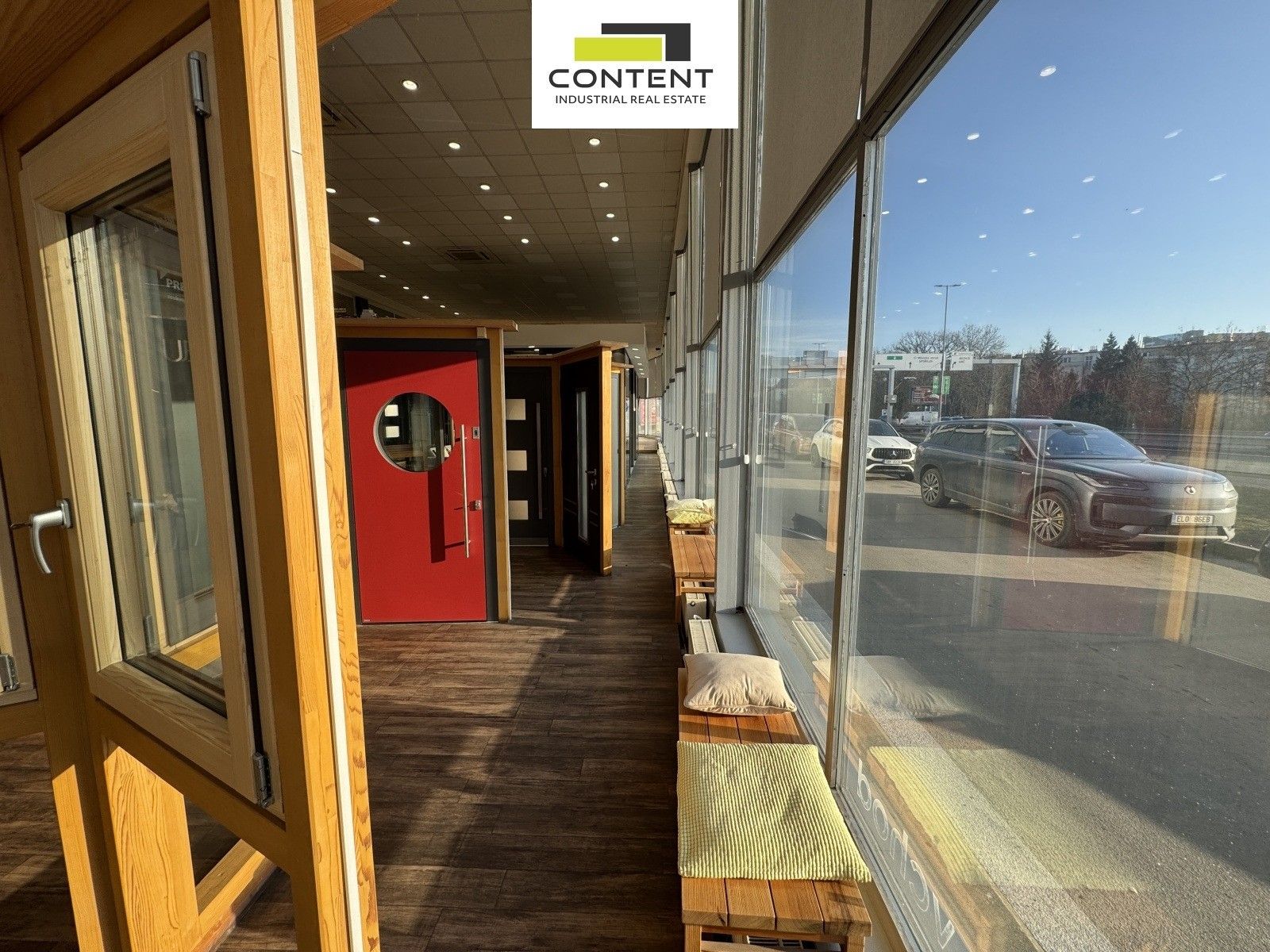 Pronájem komerčního prostoru 1000 m² - foto 13
