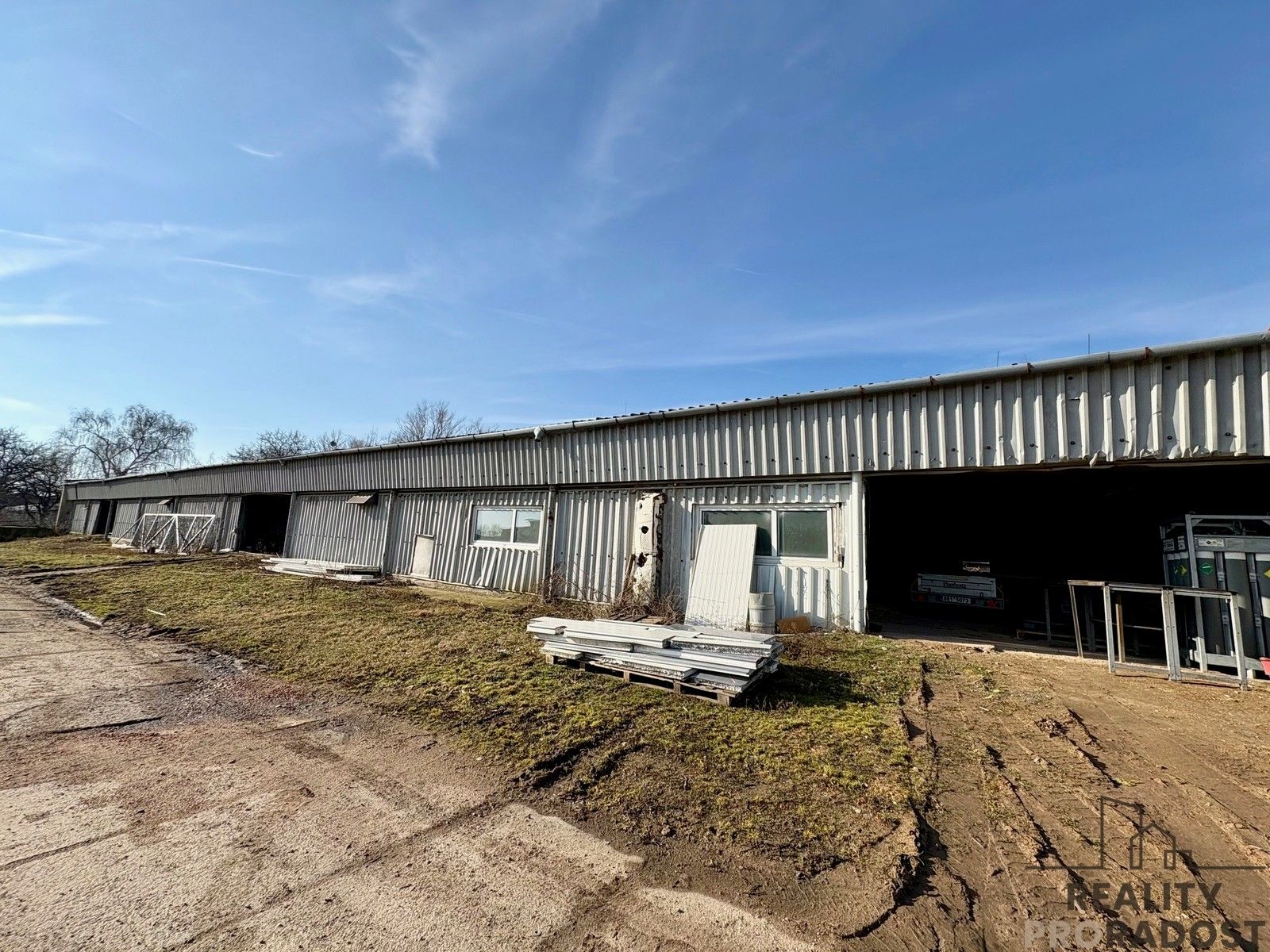 Prodej komerčního prostoru 5400 m² - foto 5