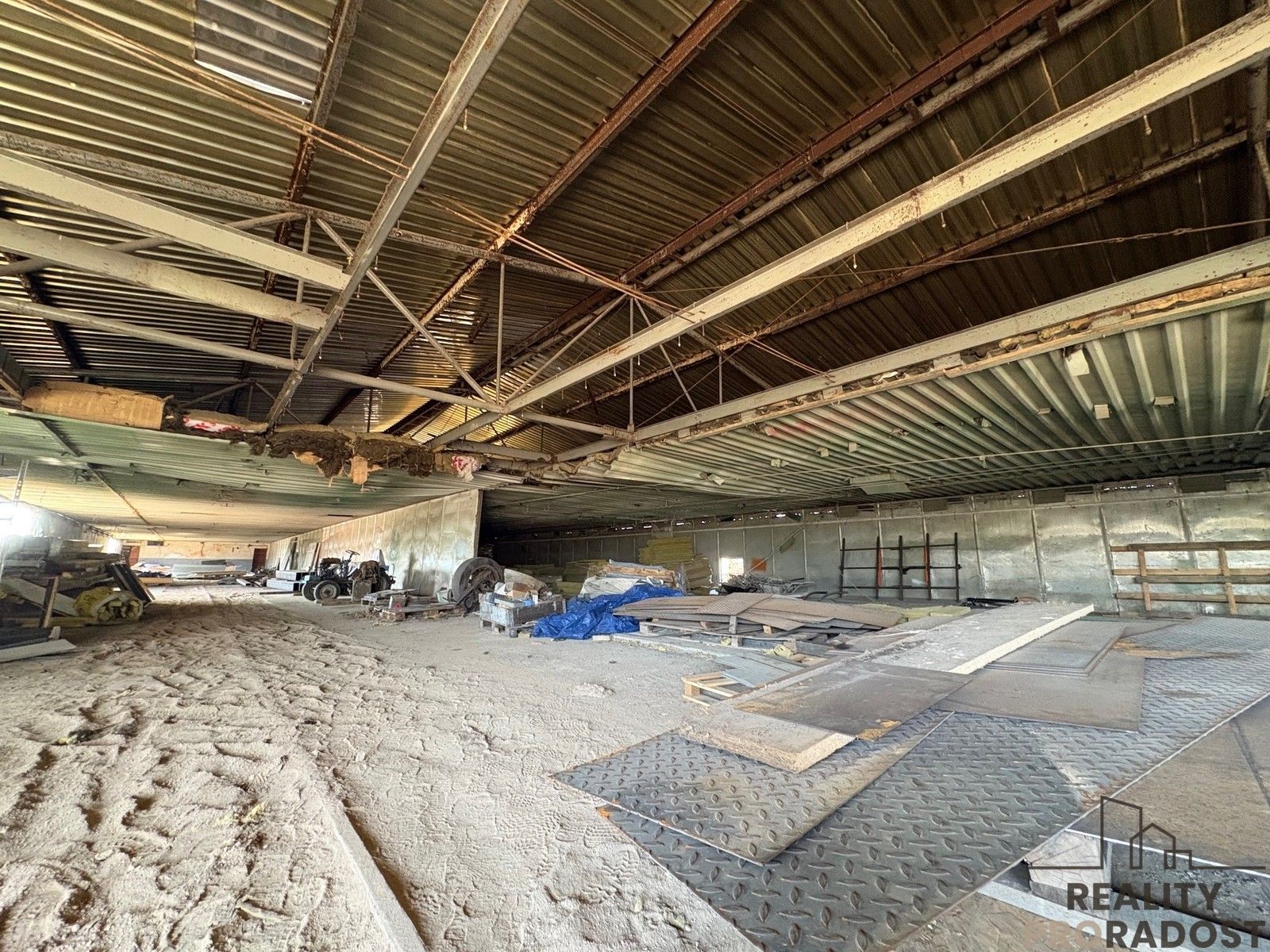 Prodej komerčního prostoru 5400 m² - foto 15