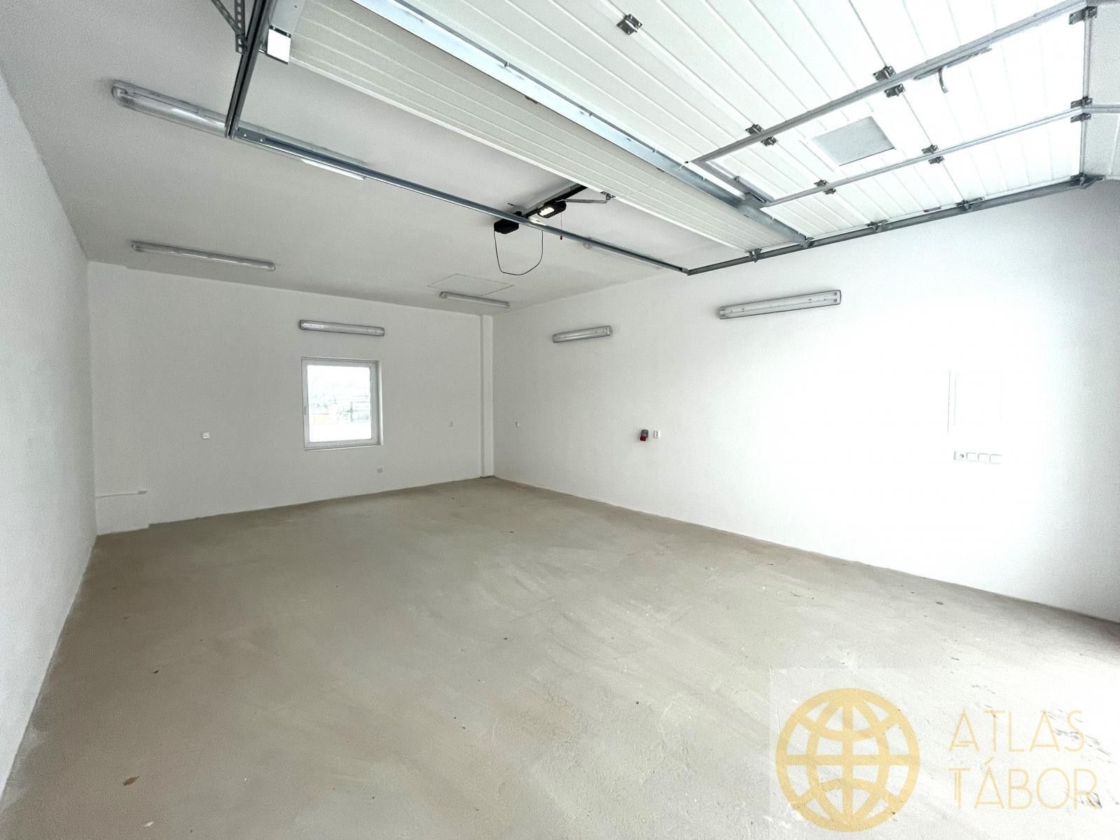 Pronájem komerčního prostoru 95 m² - foto 7