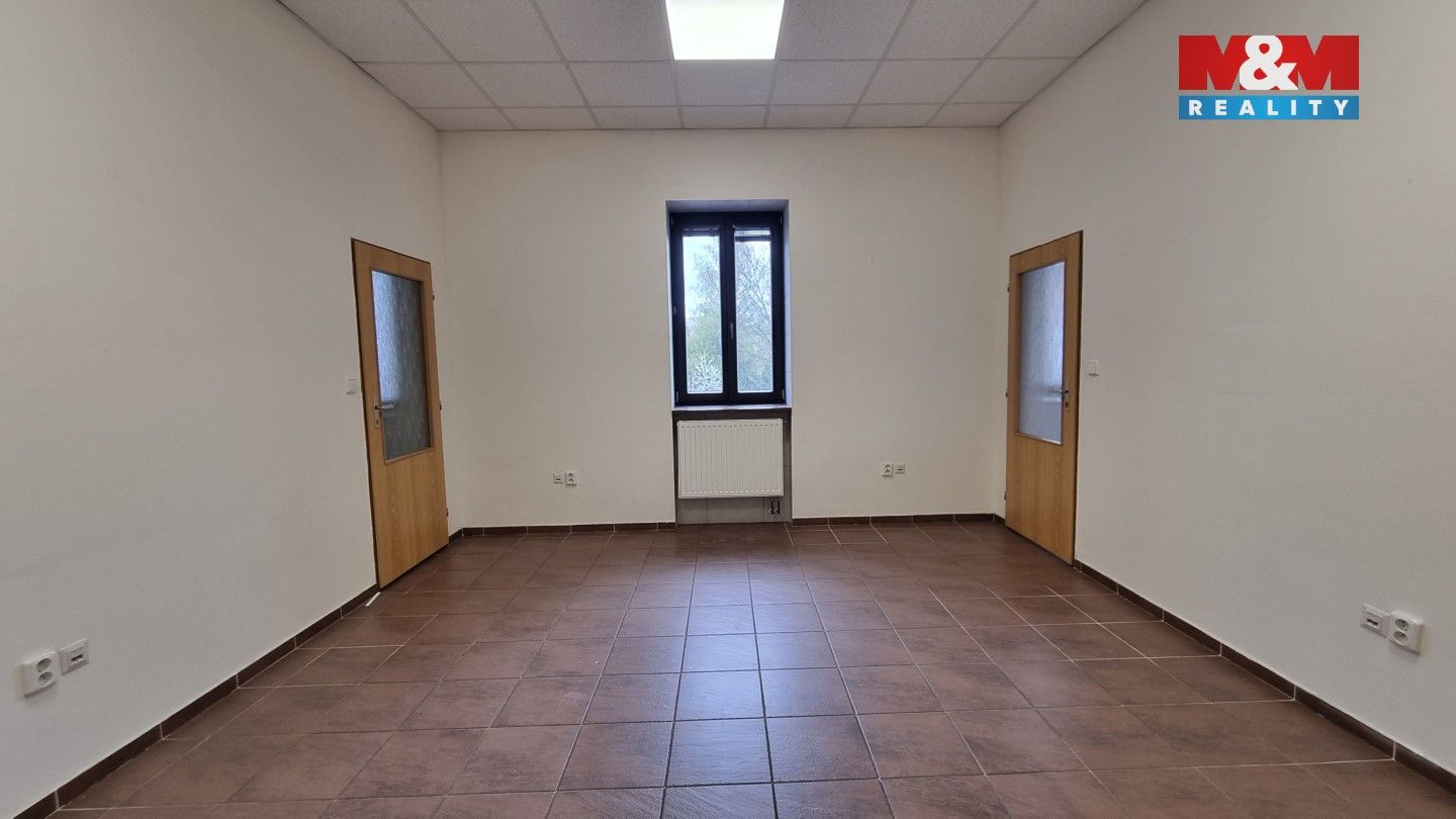 Pronájem komerčního prostoru 89 m² - foto 3