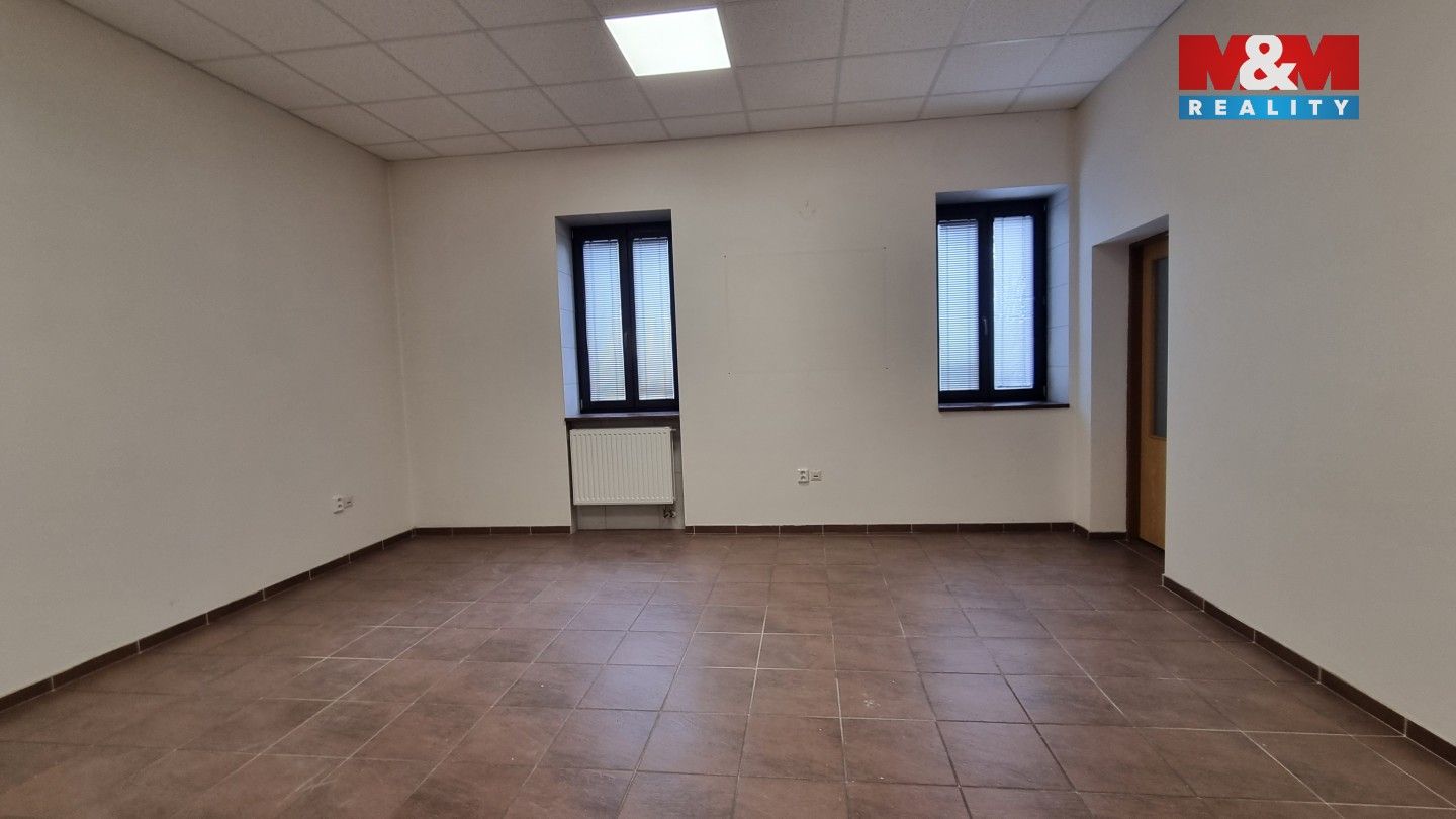 Pronájem komerčního prostoru 89 m² - foto 4