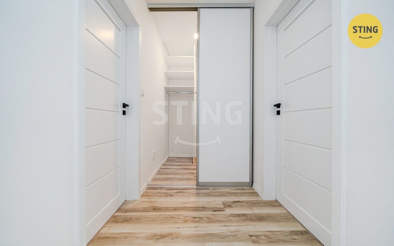 Pronájem bytu 3+1 78 m² - foto 16