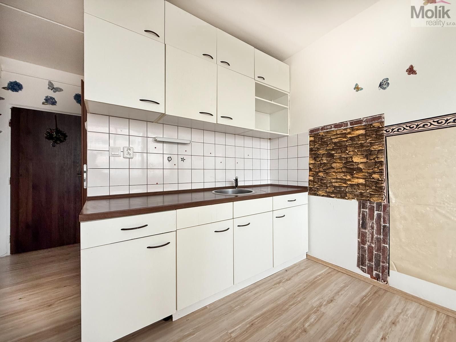 Pronájem bytu 1+kk 22 m² - foto 2