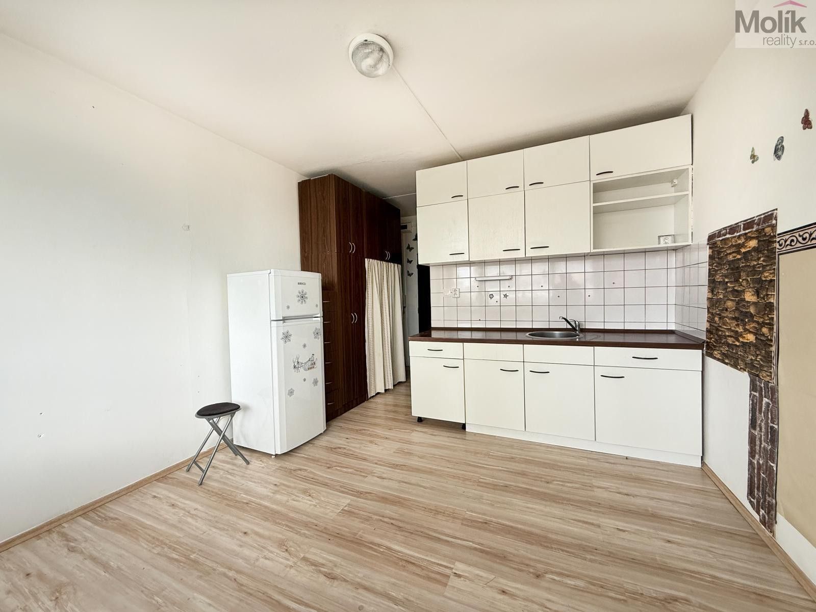 Pronájem bytu 1+kk 22 m² - foto 3