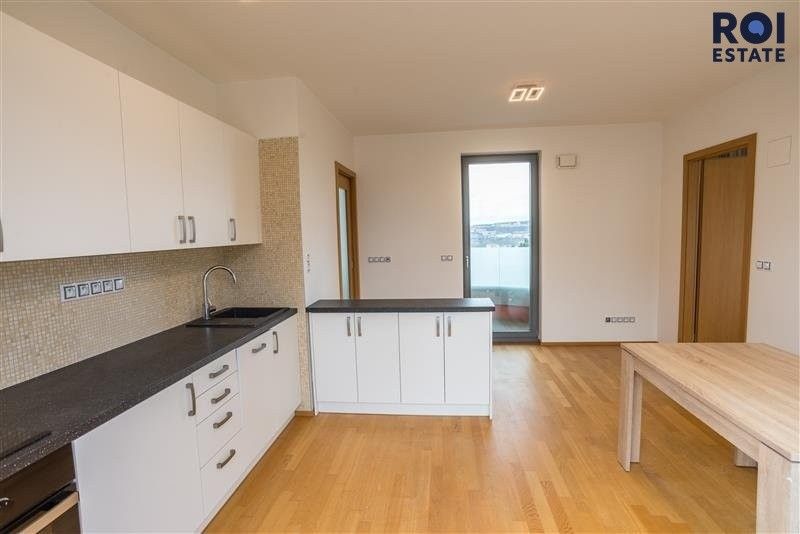 Pronájem bytu 2+kk 49 m² - foto 6