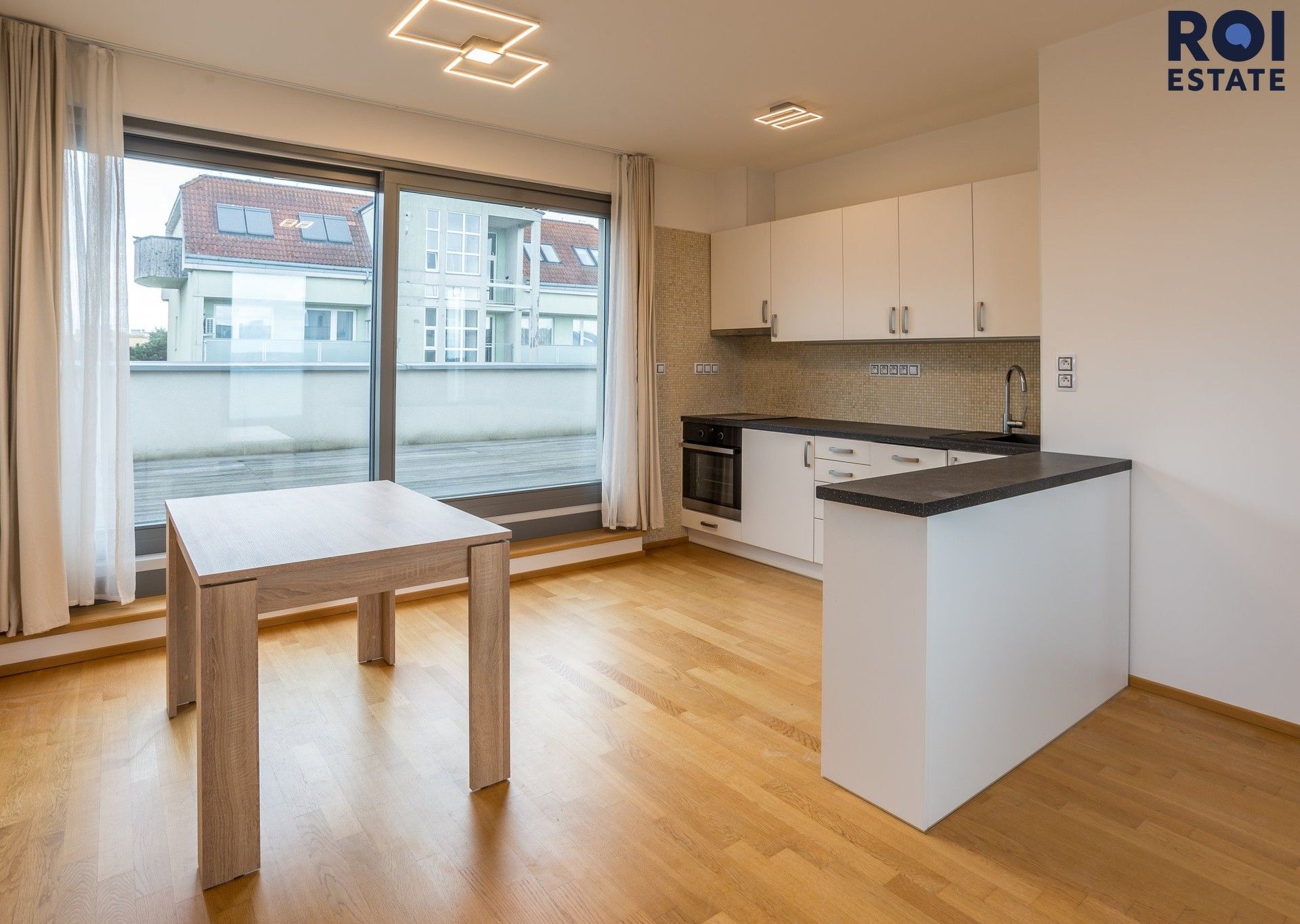 Pronájem bytu 2+kk 49 m² - foto 9