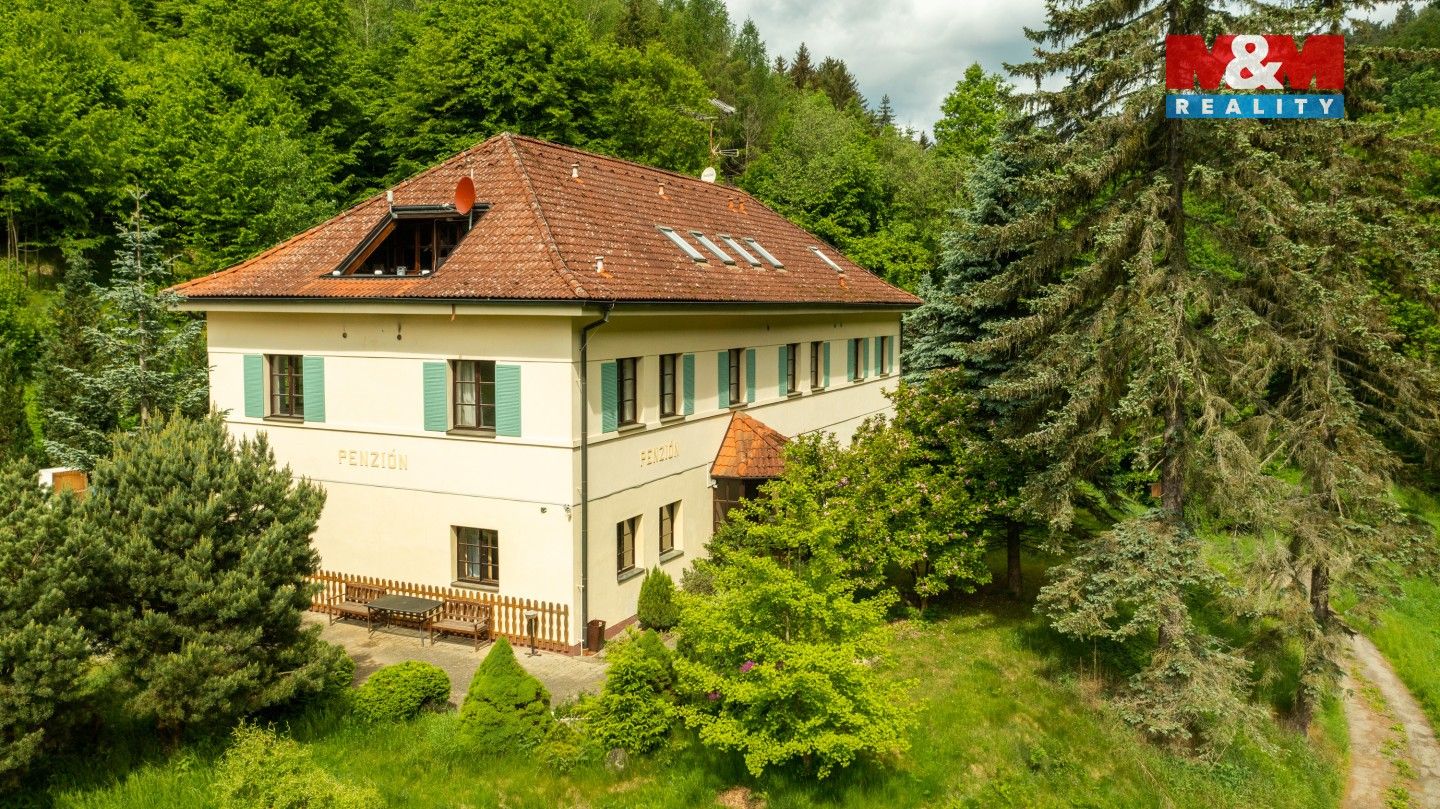 Prodej komerčního prostoru 620 m² - foto 1