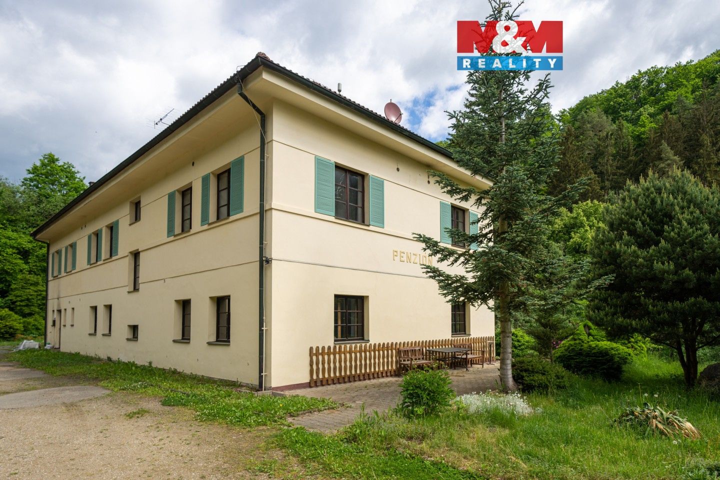 Prodej komerčního prostoru 620 m² - foto 2