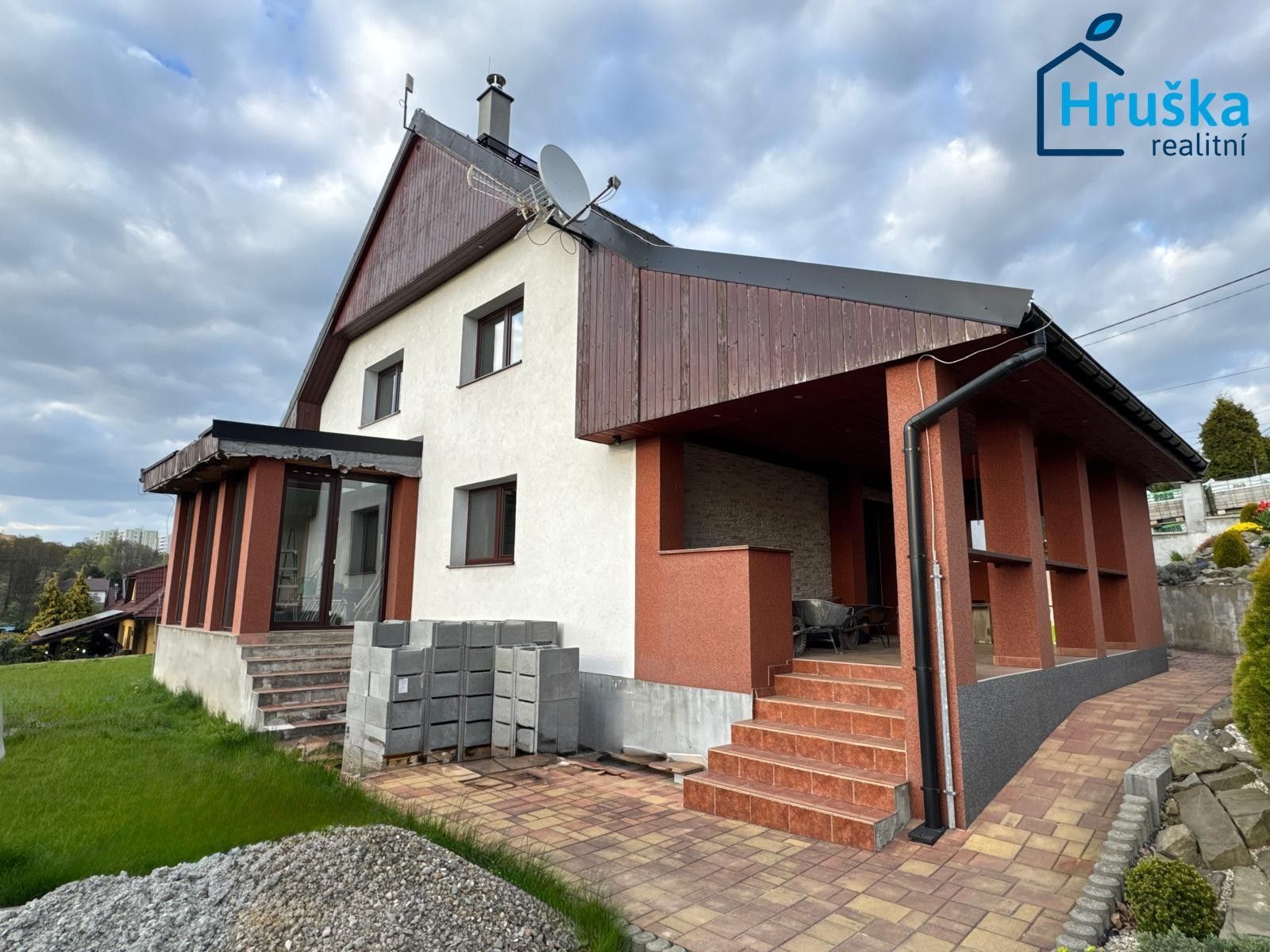 Prodej domu 300 m² - foto 3