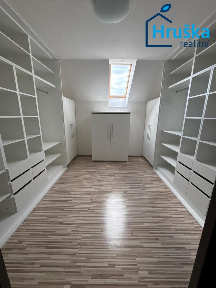 Prodej domu 300 m² - foto 27