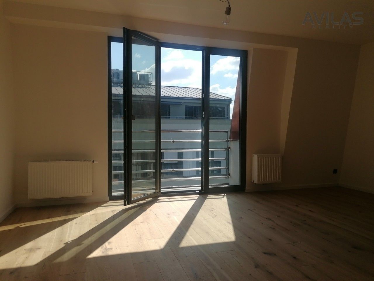 Pronájem bytu 2+kk 57 m² - foto 3