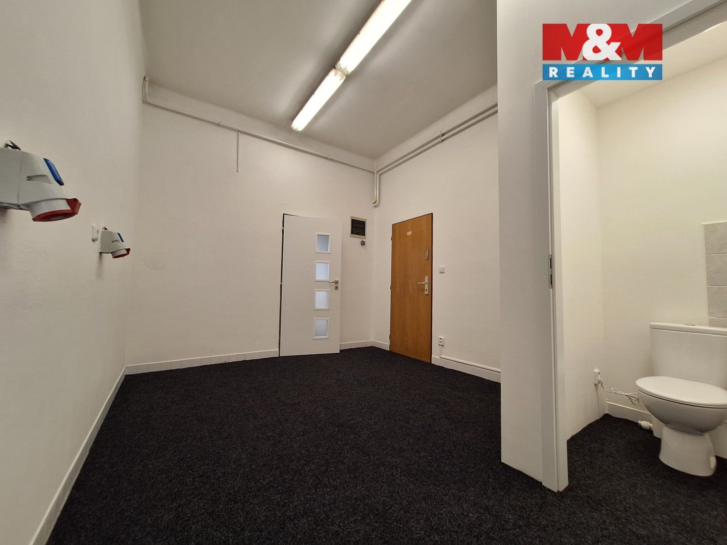 Pronájem komerčního prostoru 36 m² - foto 11