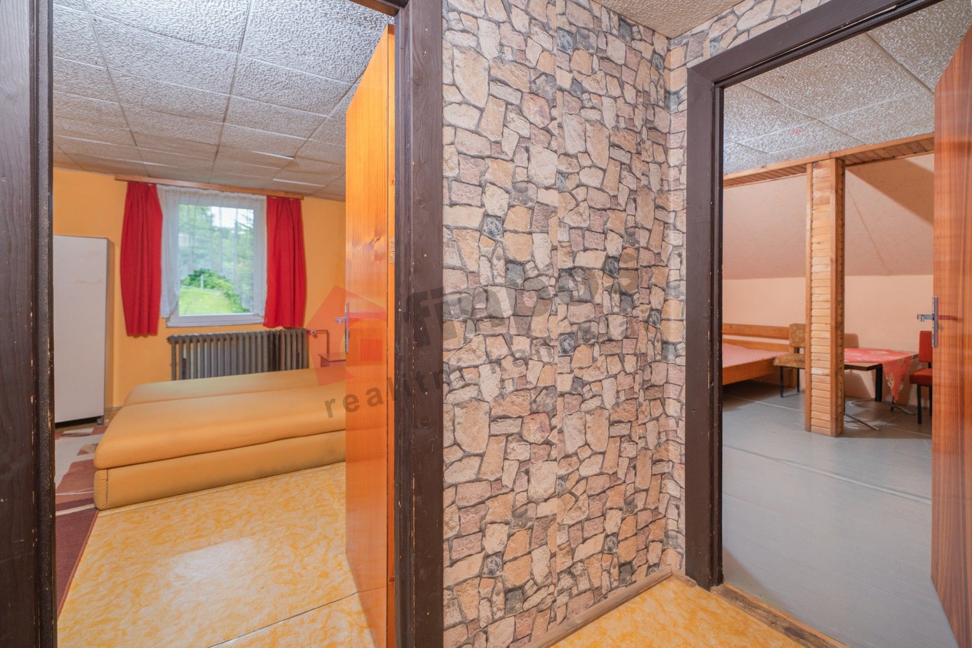 Prodej komerčního prostoru 370 m² - foto 13
