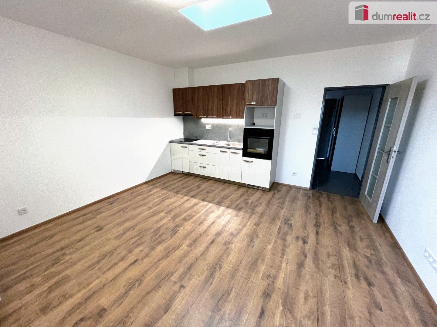 Pronájem bytu 2+kk 63 m² - foto 1