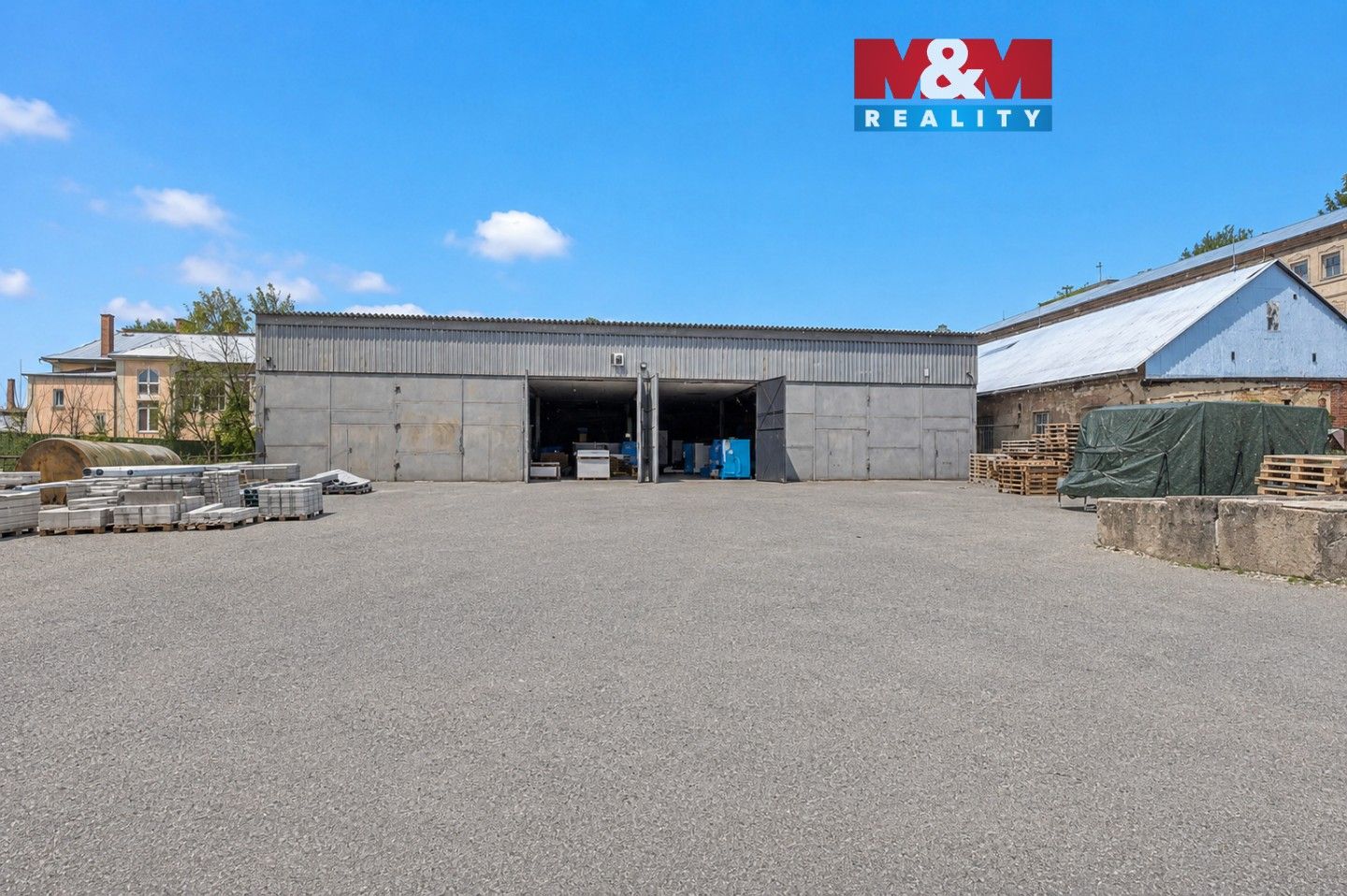 Pronájem komerčního prostoru 150 m² - foto 1