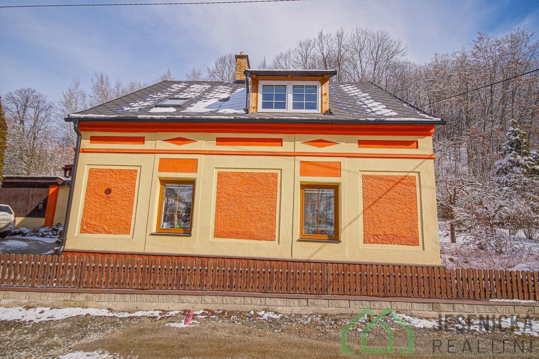 Prodej domu 336 m² - foto 2