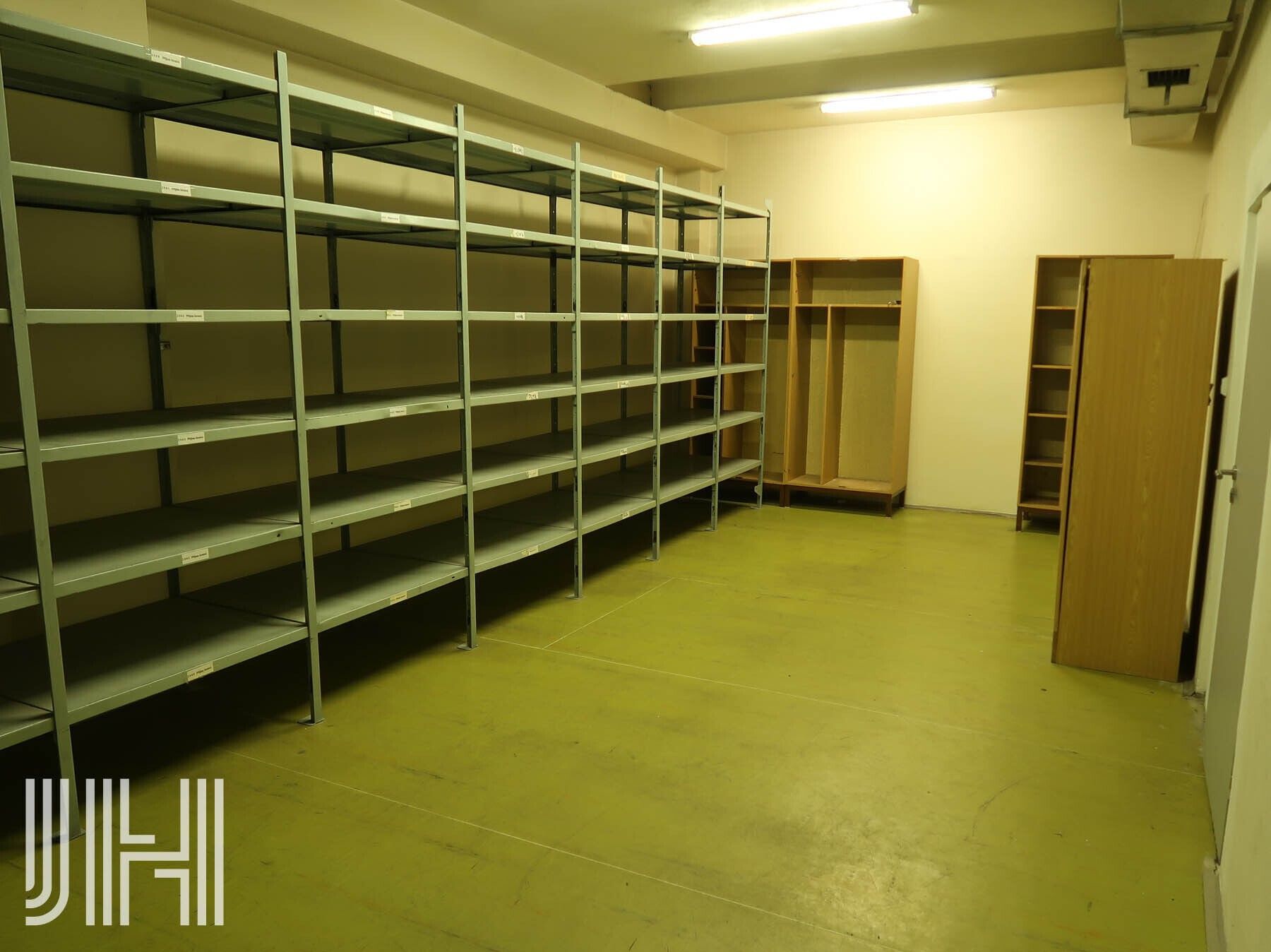 Pronájem komerčního prostoru 375 m² - foto 9