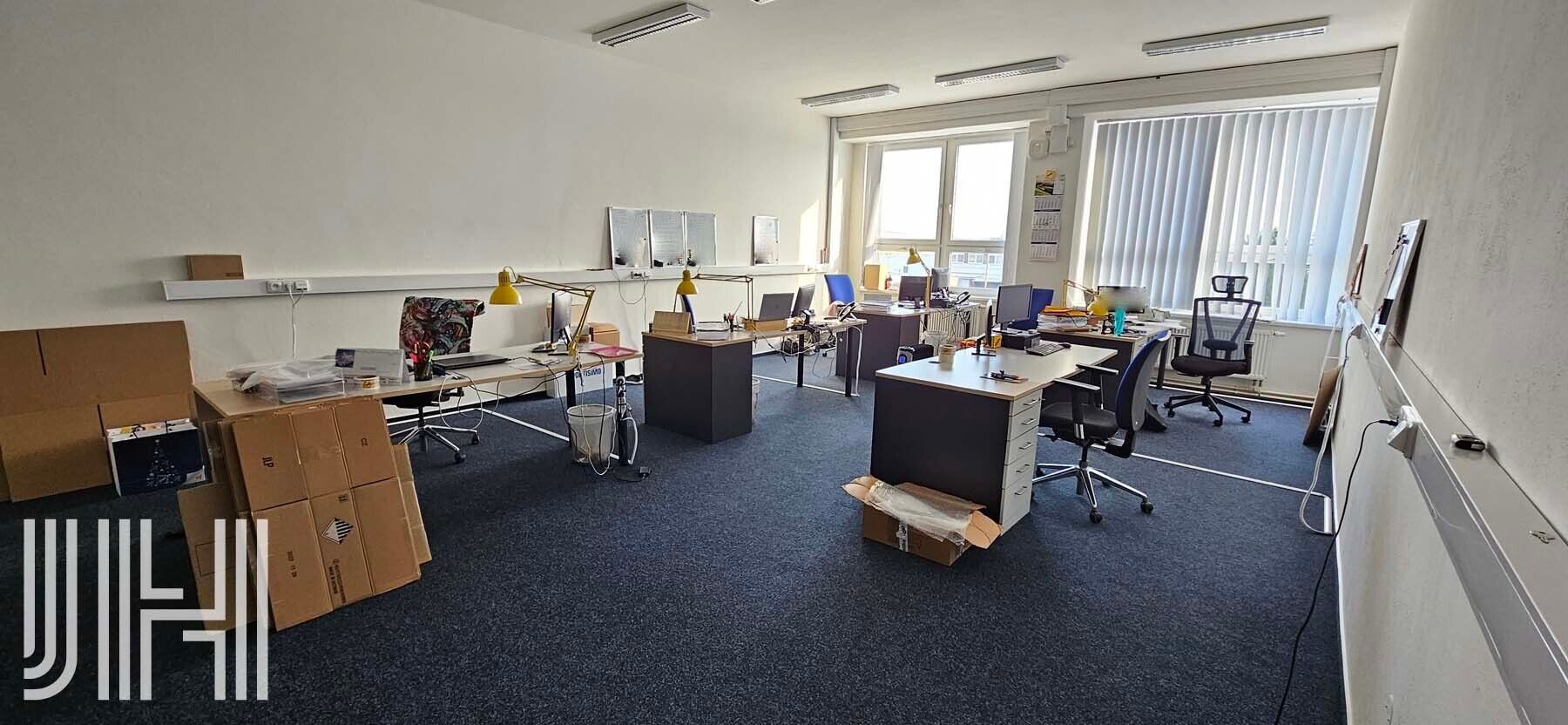Pronájem komerčního prostoru 375 m² - foto 16