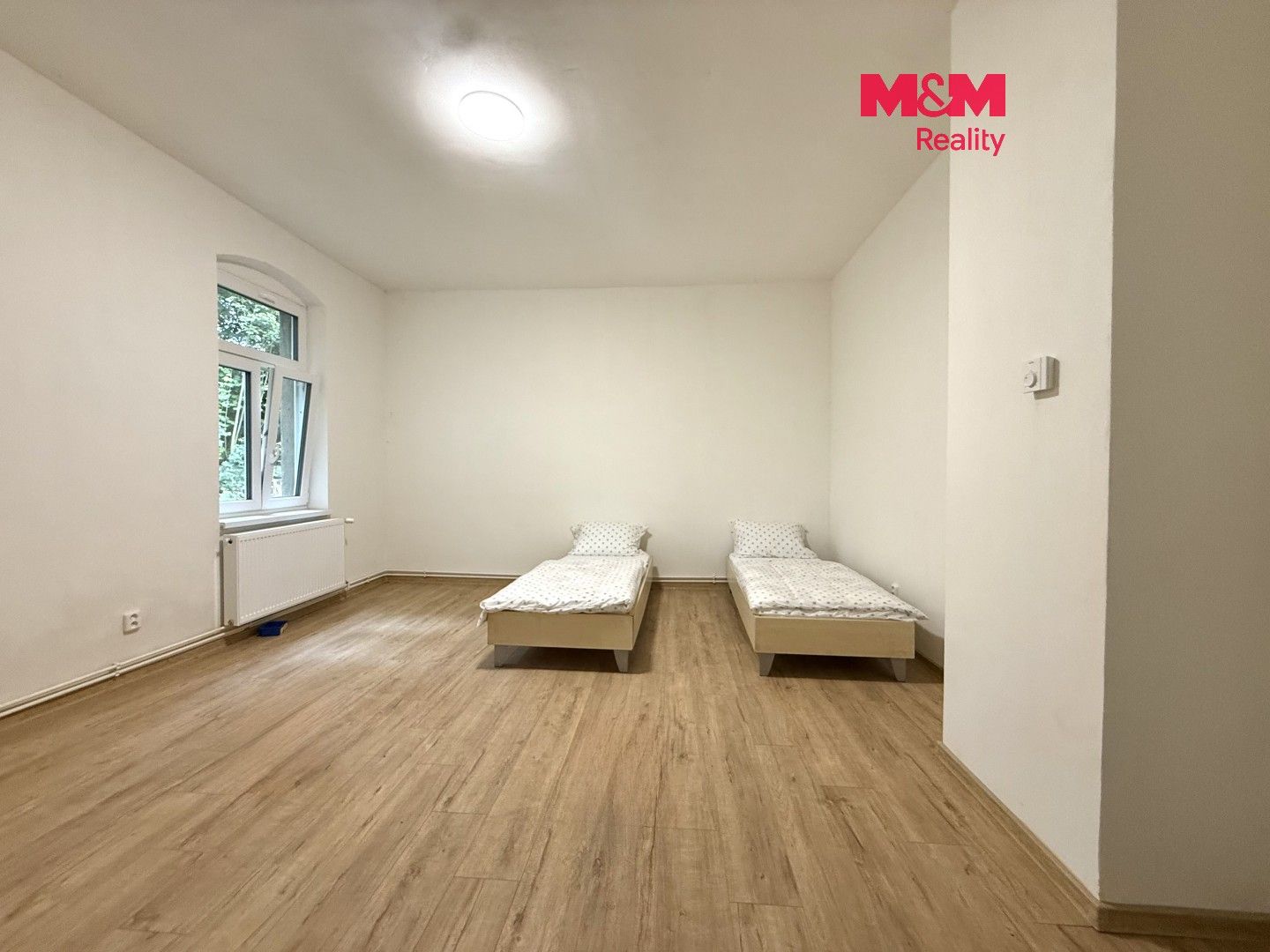 Pronájem bytu 1+1 55 m² - foto 1