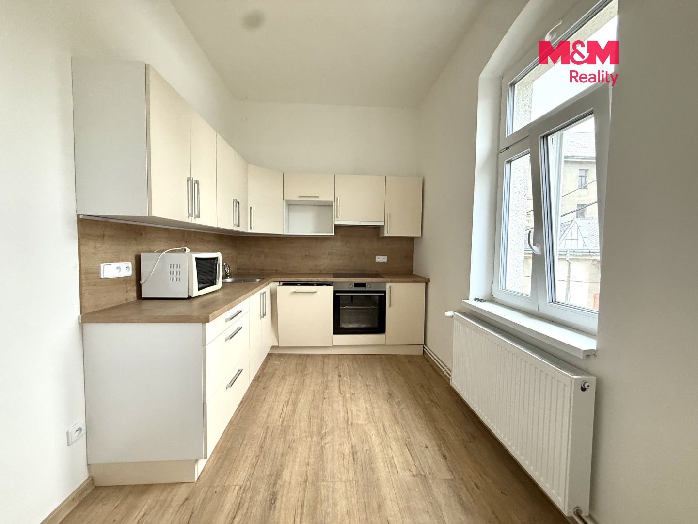 Pronájem bytu 1+1 55 m² - foto 3