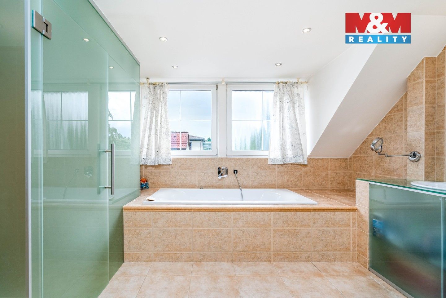 Prodej domu 262 m² - foto 6