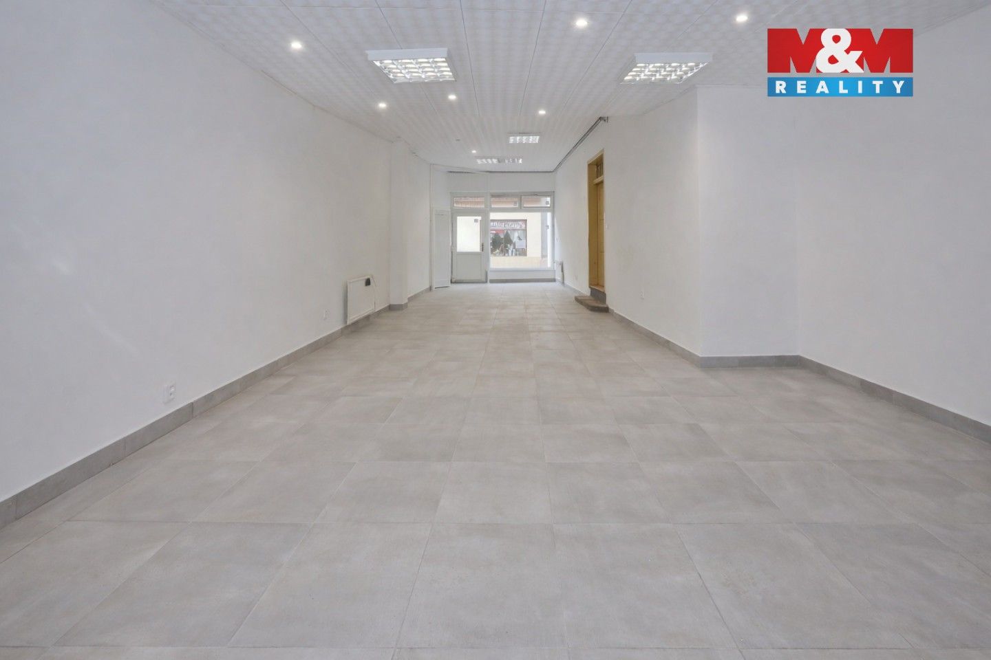 Pronájem komerčního prostoru 61 m² - foto 10