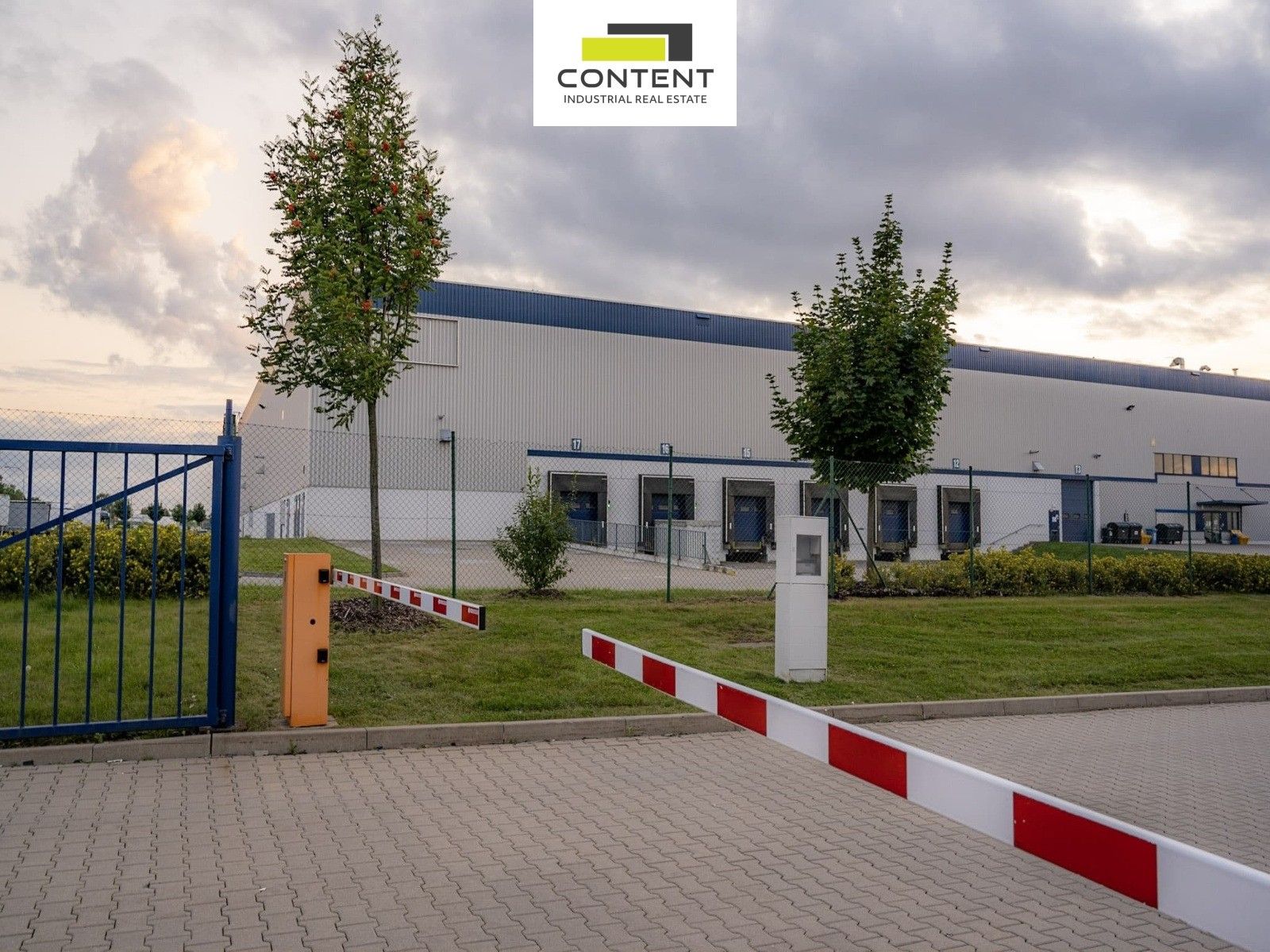 Pronájem komerčního prostoru 6000 m² - foto 12