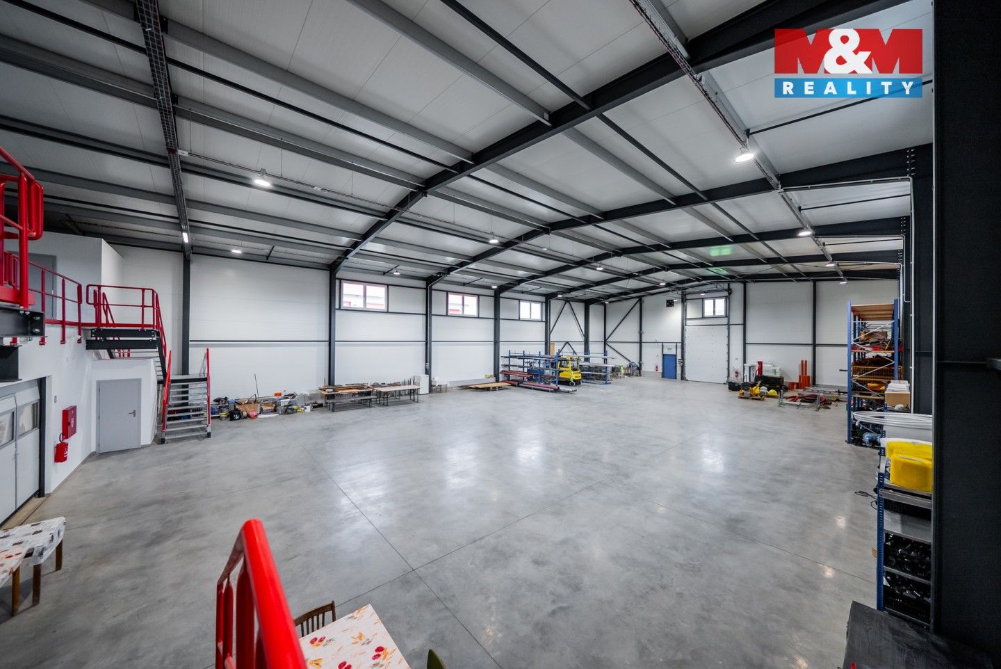 Prodej komerčního prostoru 940 m² - foto 6