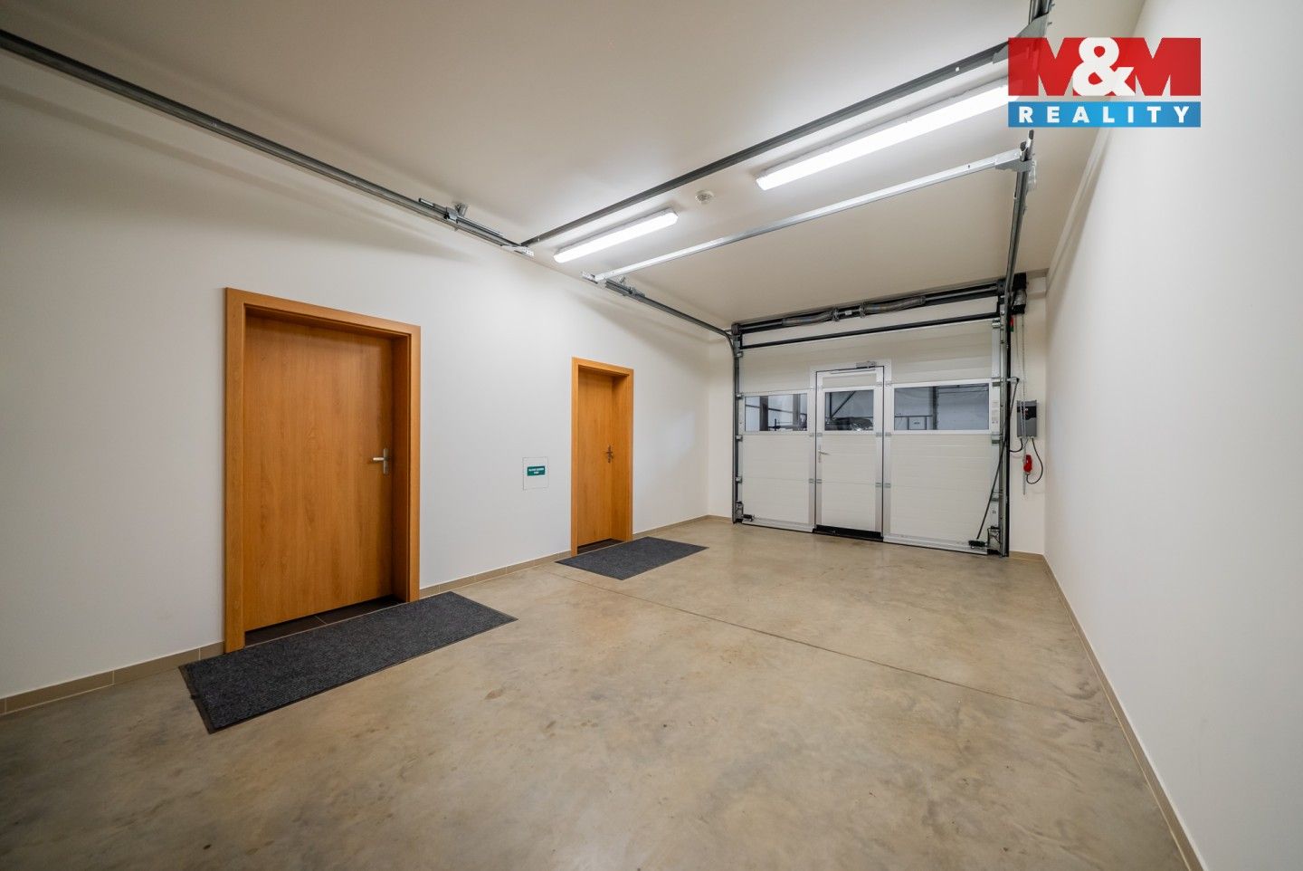 Prodej komerčního prostoru 940 m² - foto 10