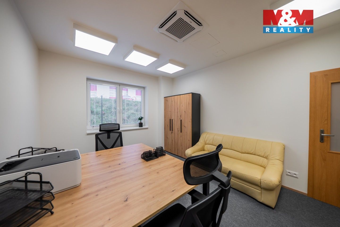 Prodej komerčního prostoru 940 m² - foto 16