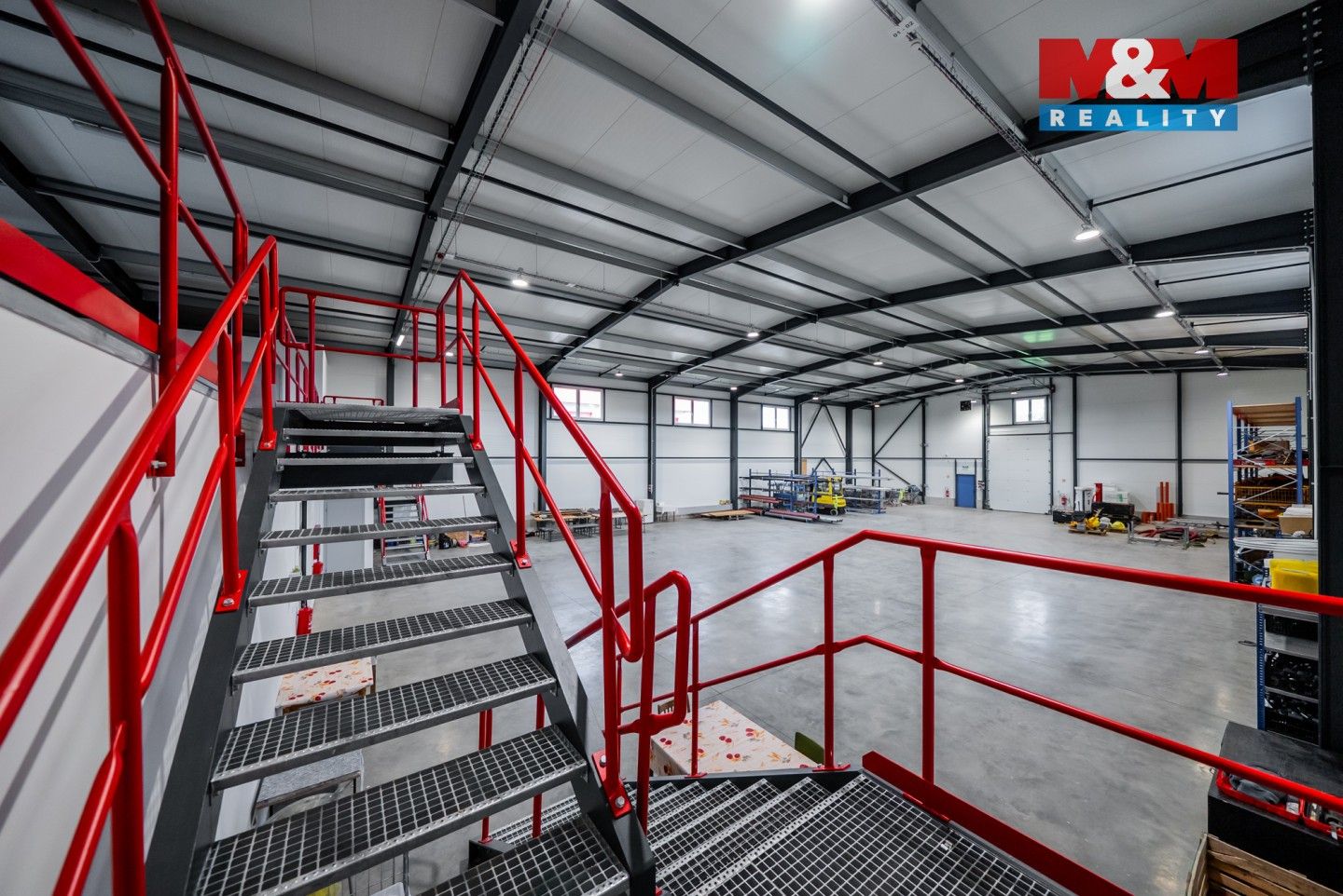 Prodej komerčního prostoru 940 m² - foto 20