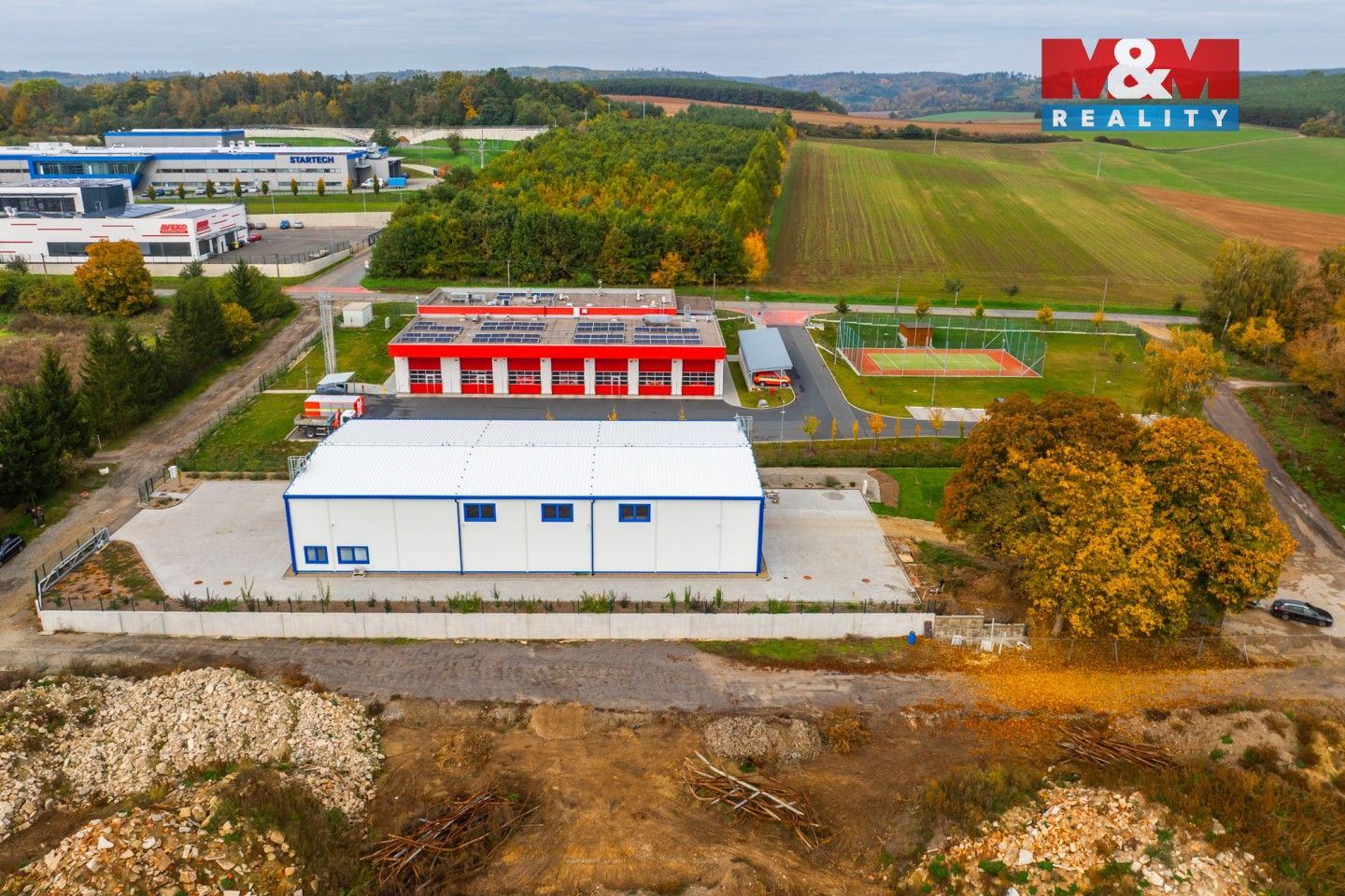 Prodej komerčního prostoru 940 m² - foto 25